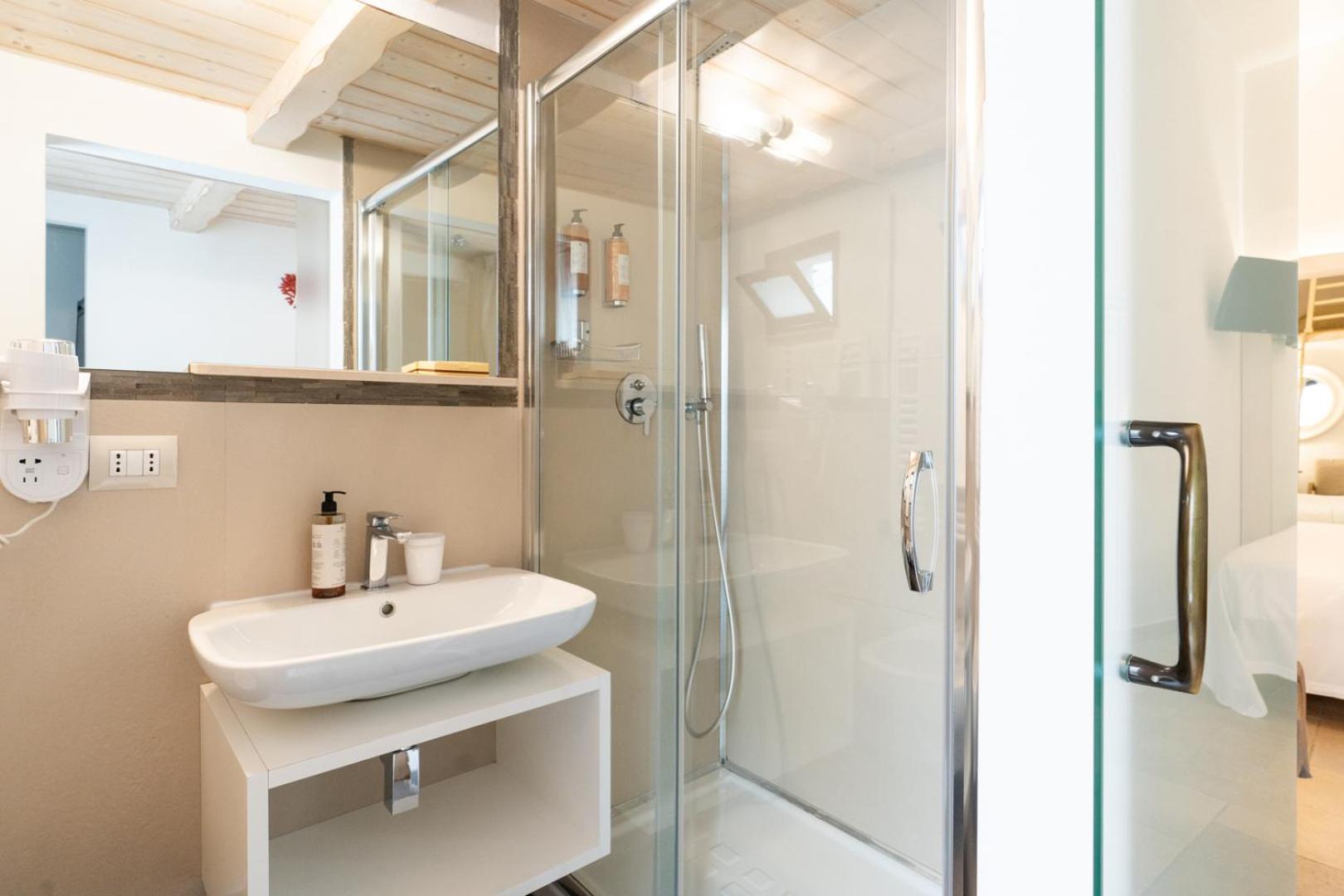 Duplex Quadruple Room