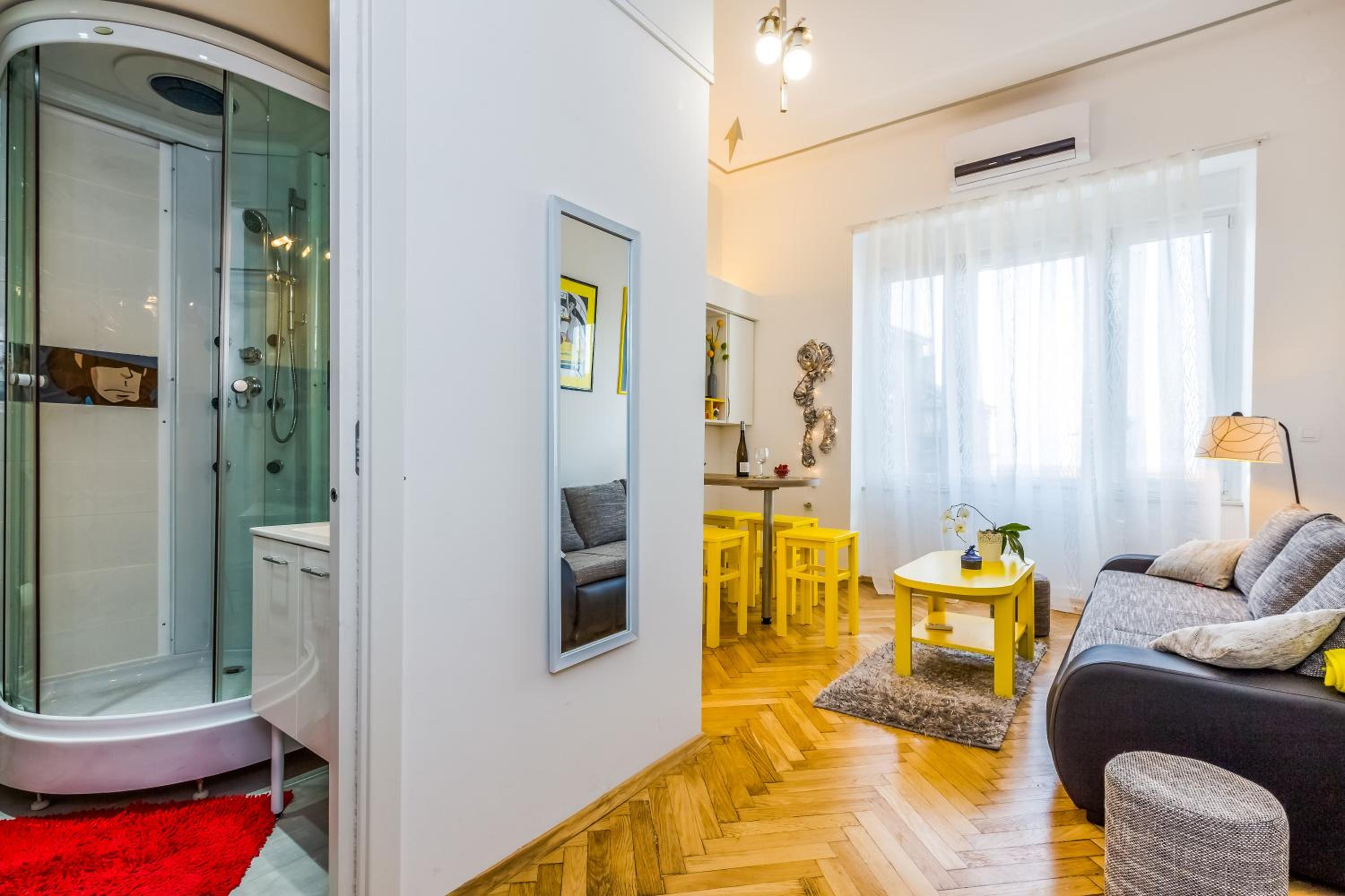 Studio Apartment with Sea View