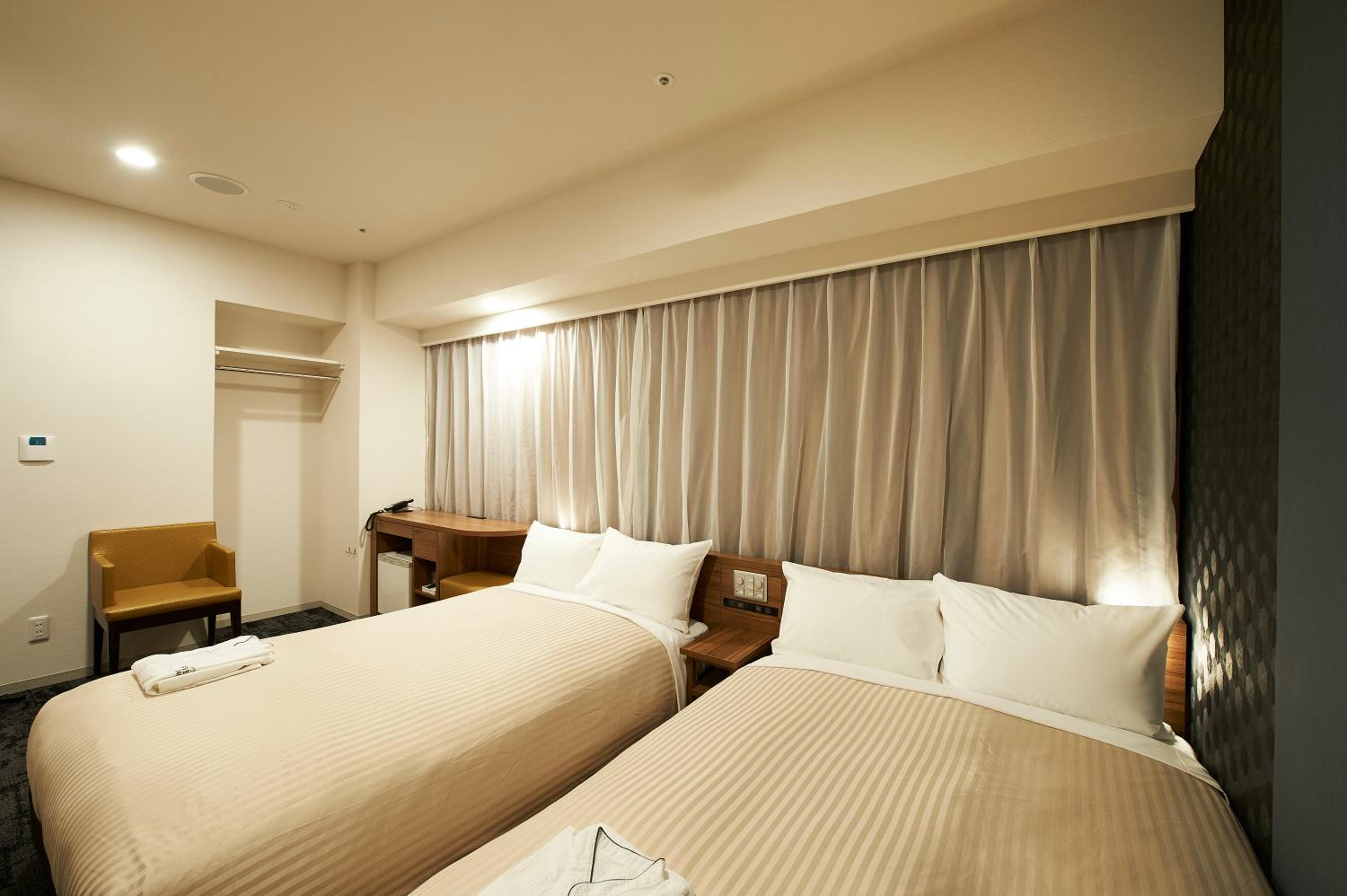 Superior Twin Room photo 3