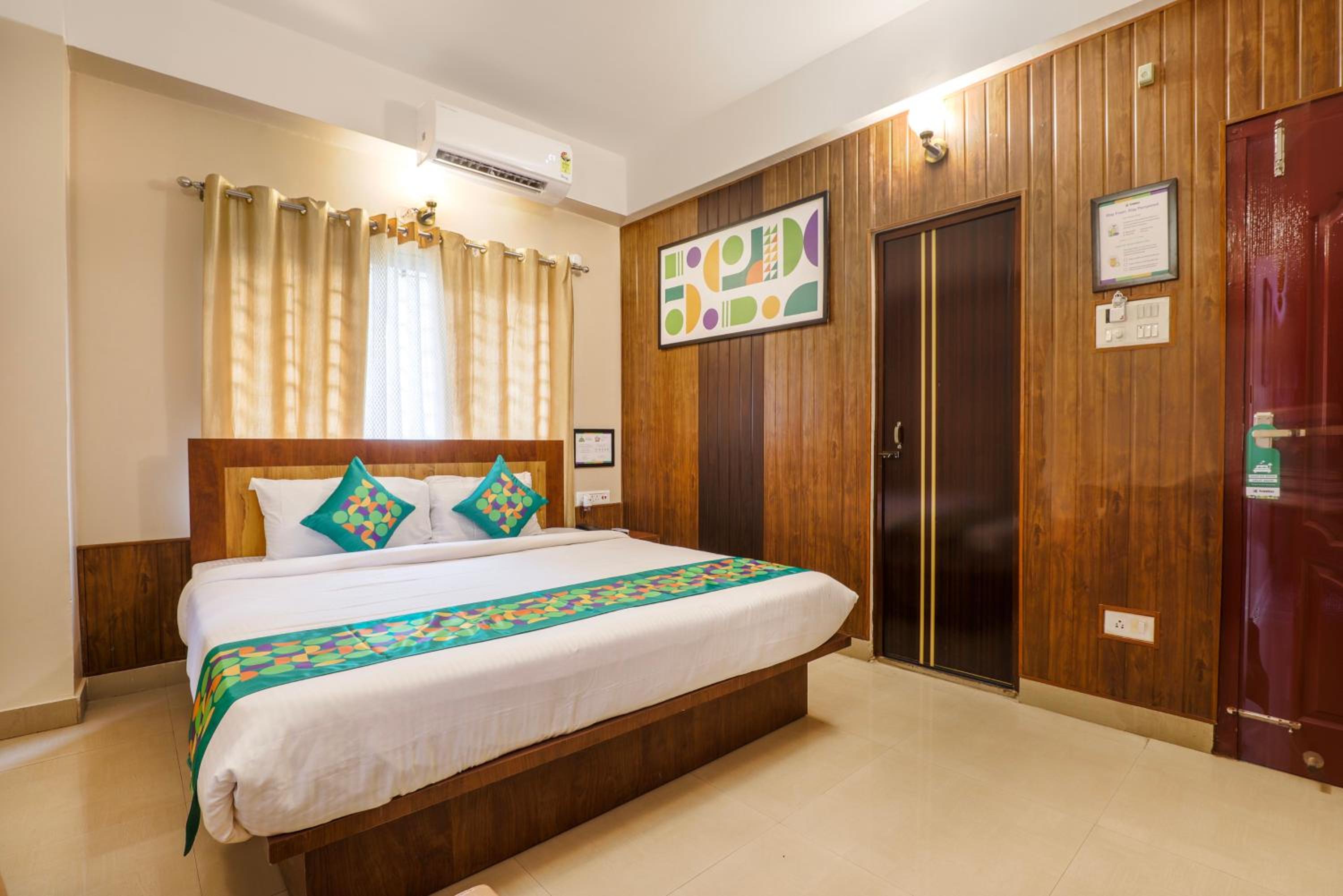 Standard Room photo 2