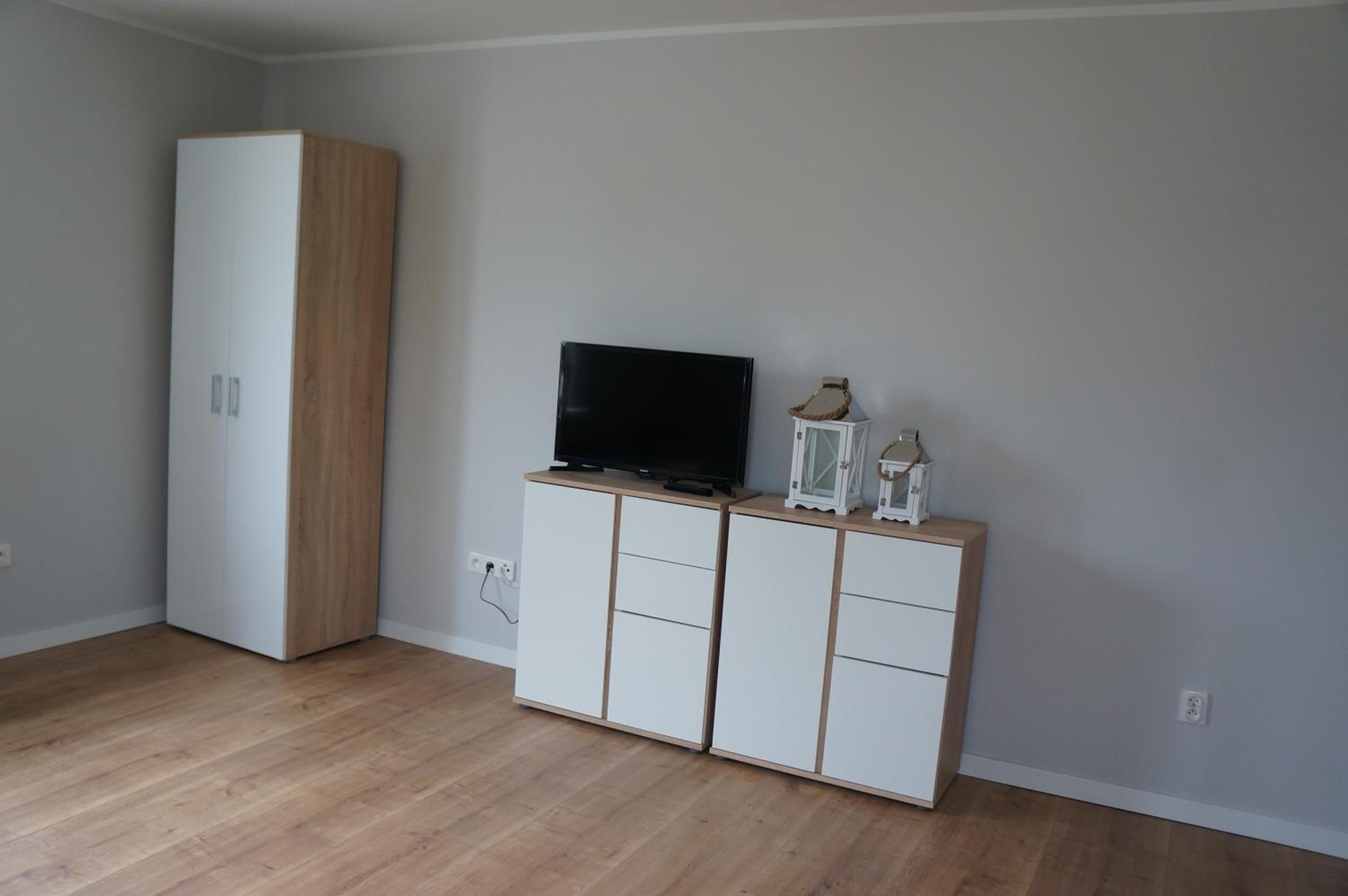 Studio Apartment photo 1