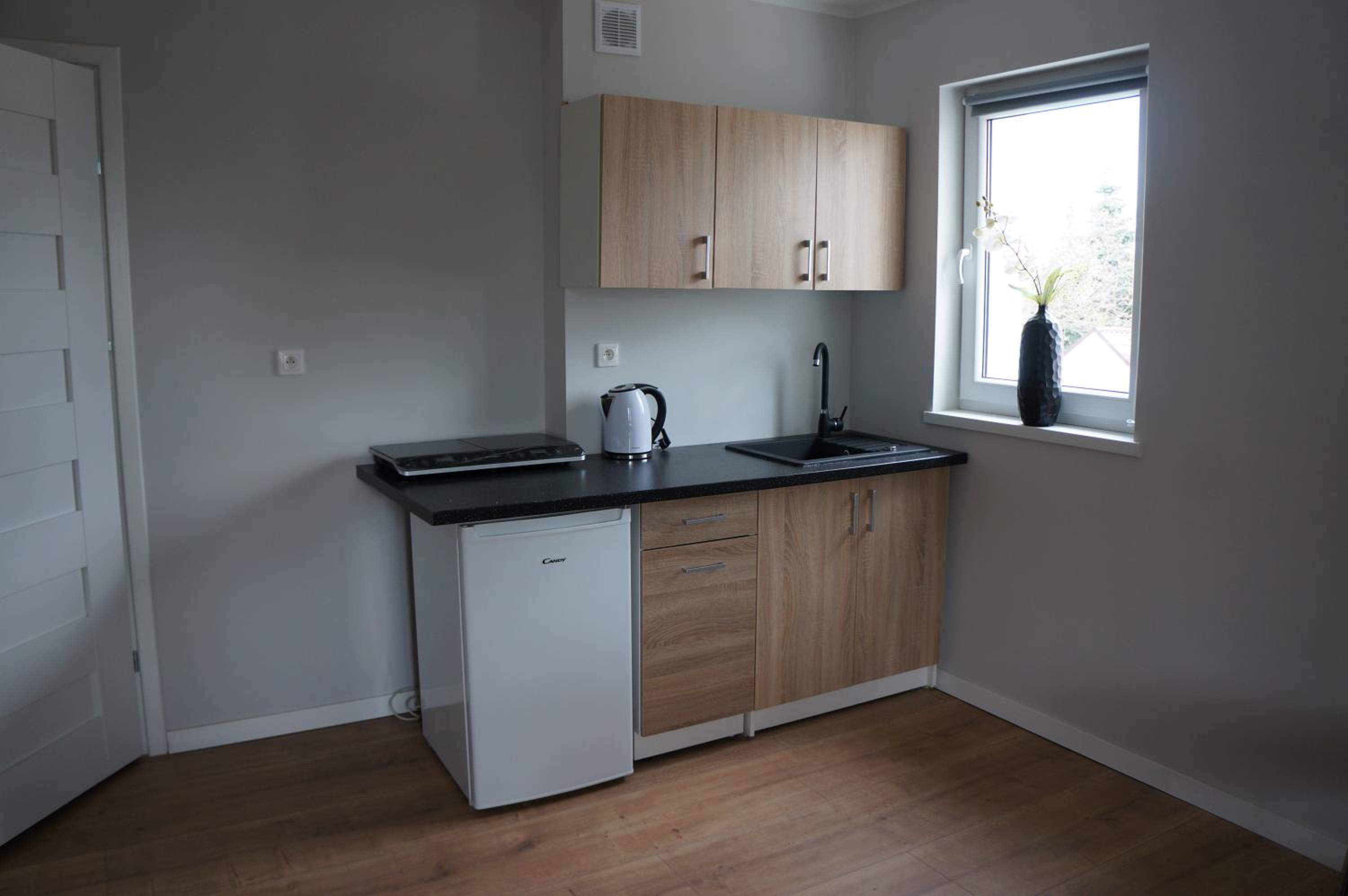 Studio Apartment photo 2
