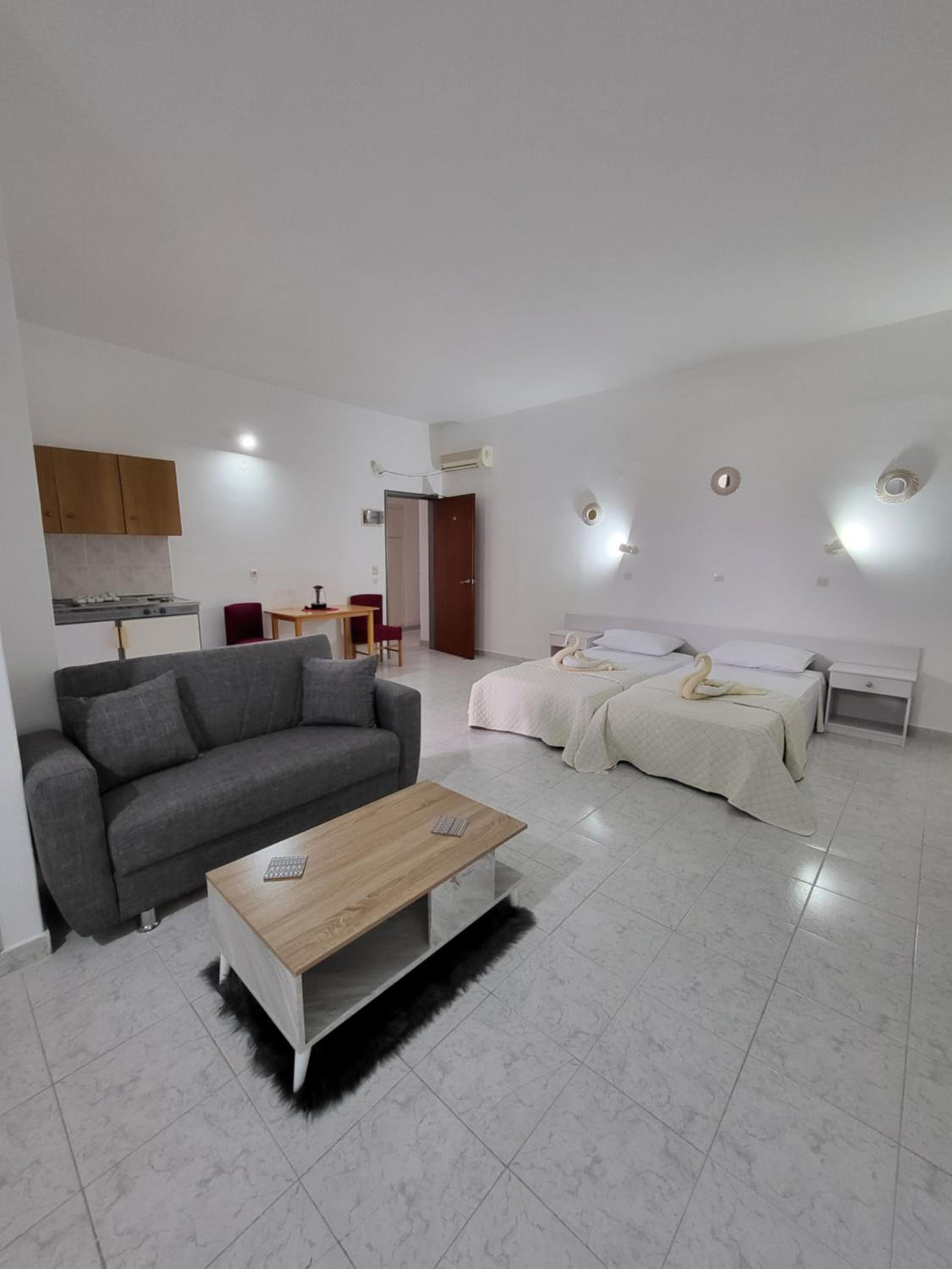 Deluxe Twin Room photo 1