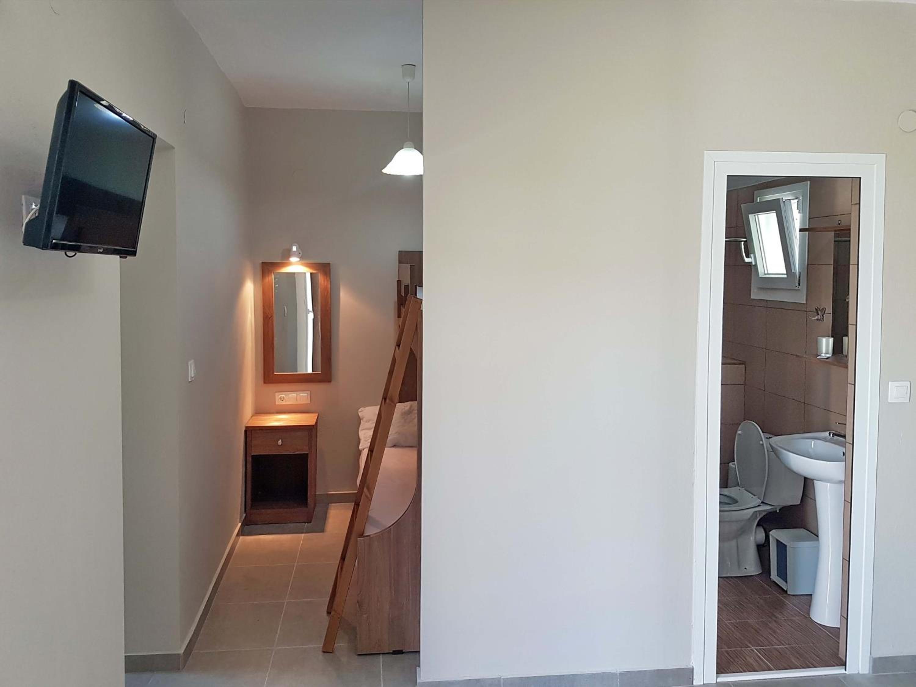 Apartment with Mountain View photo 1