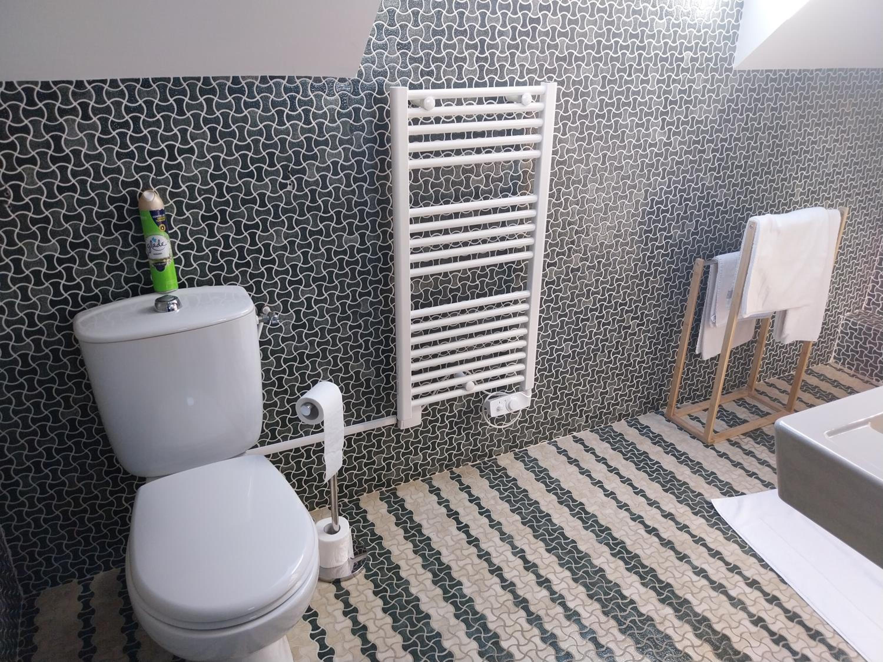 Single Room photo 2