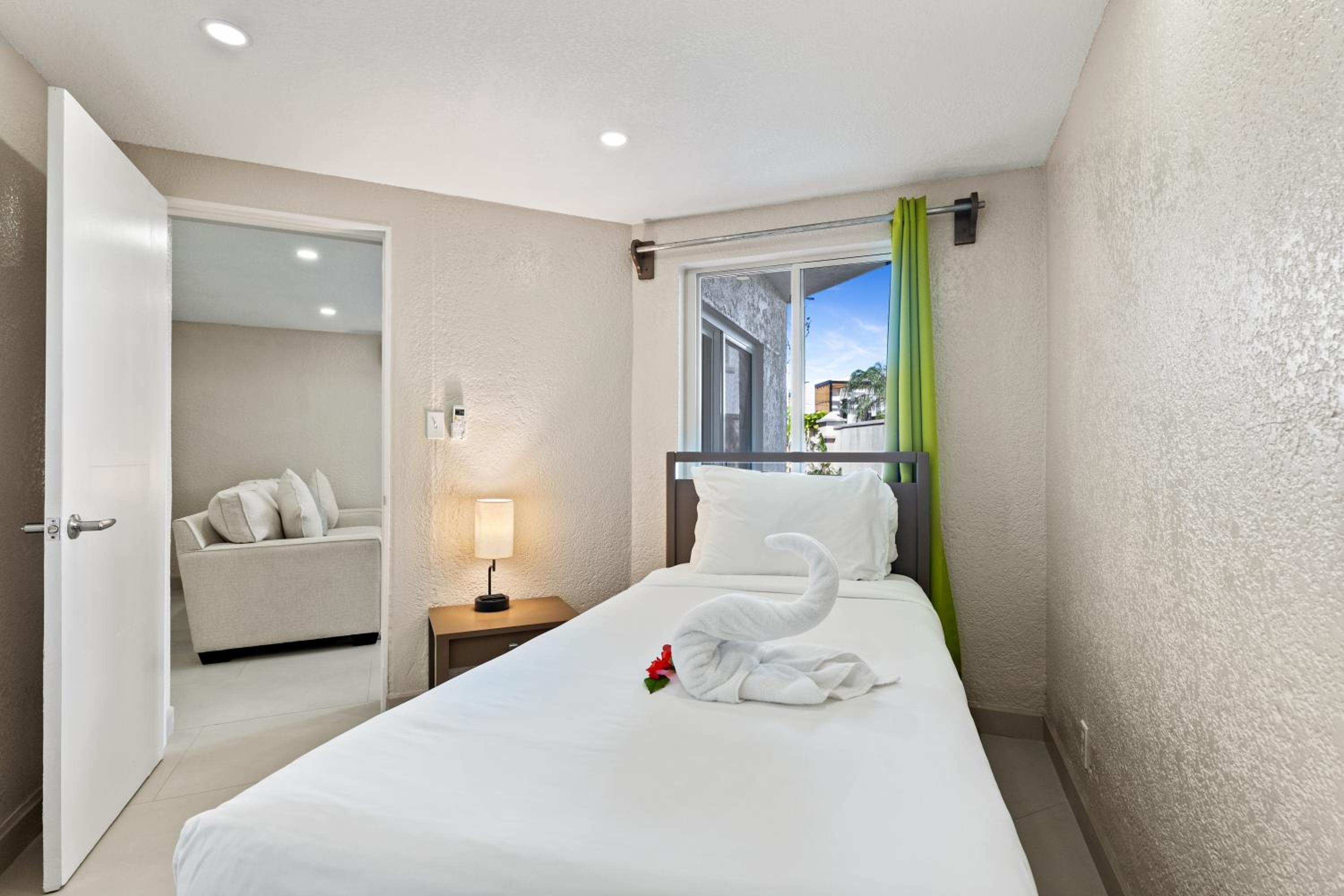 Two-Bedroom Suite photo 3