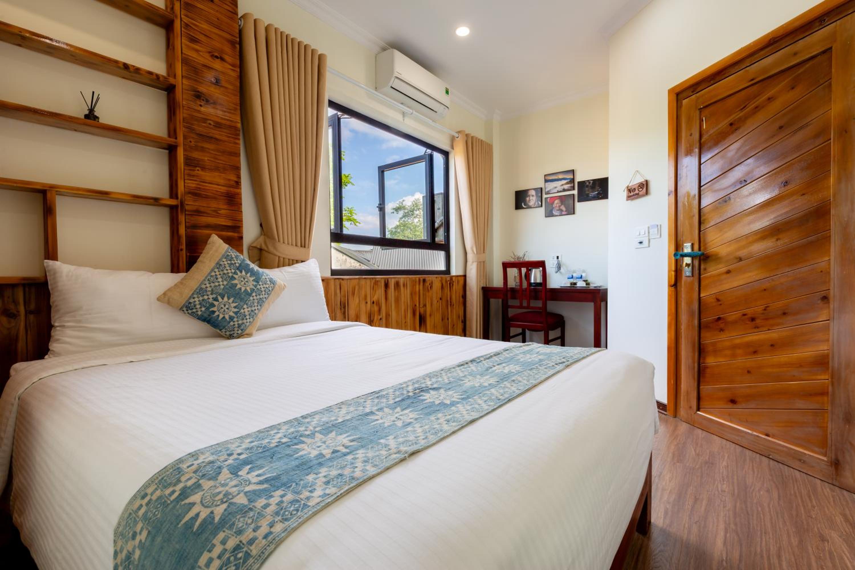 Superior Queen Room