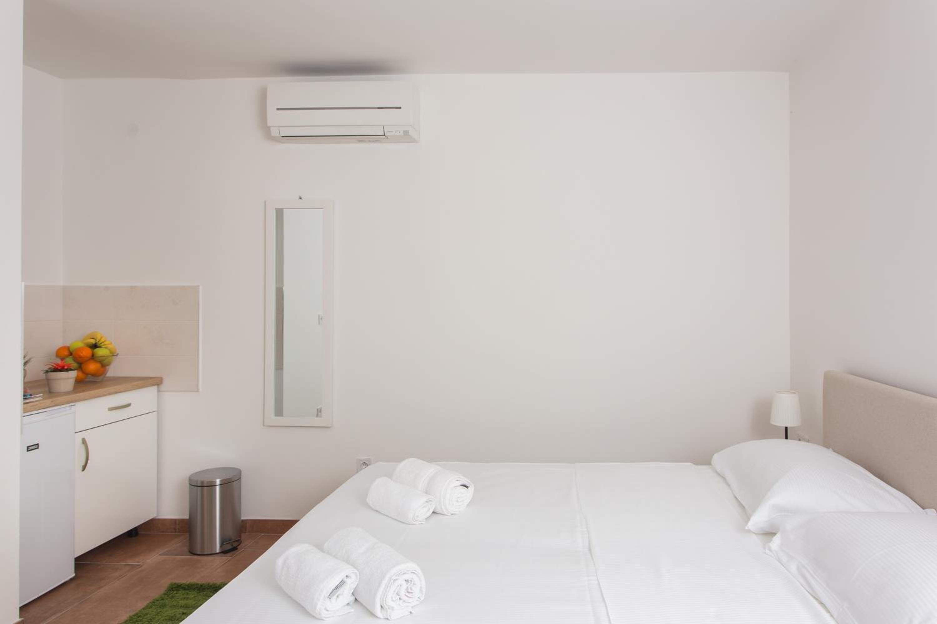 Deluxe Double or Twin Room photo 1