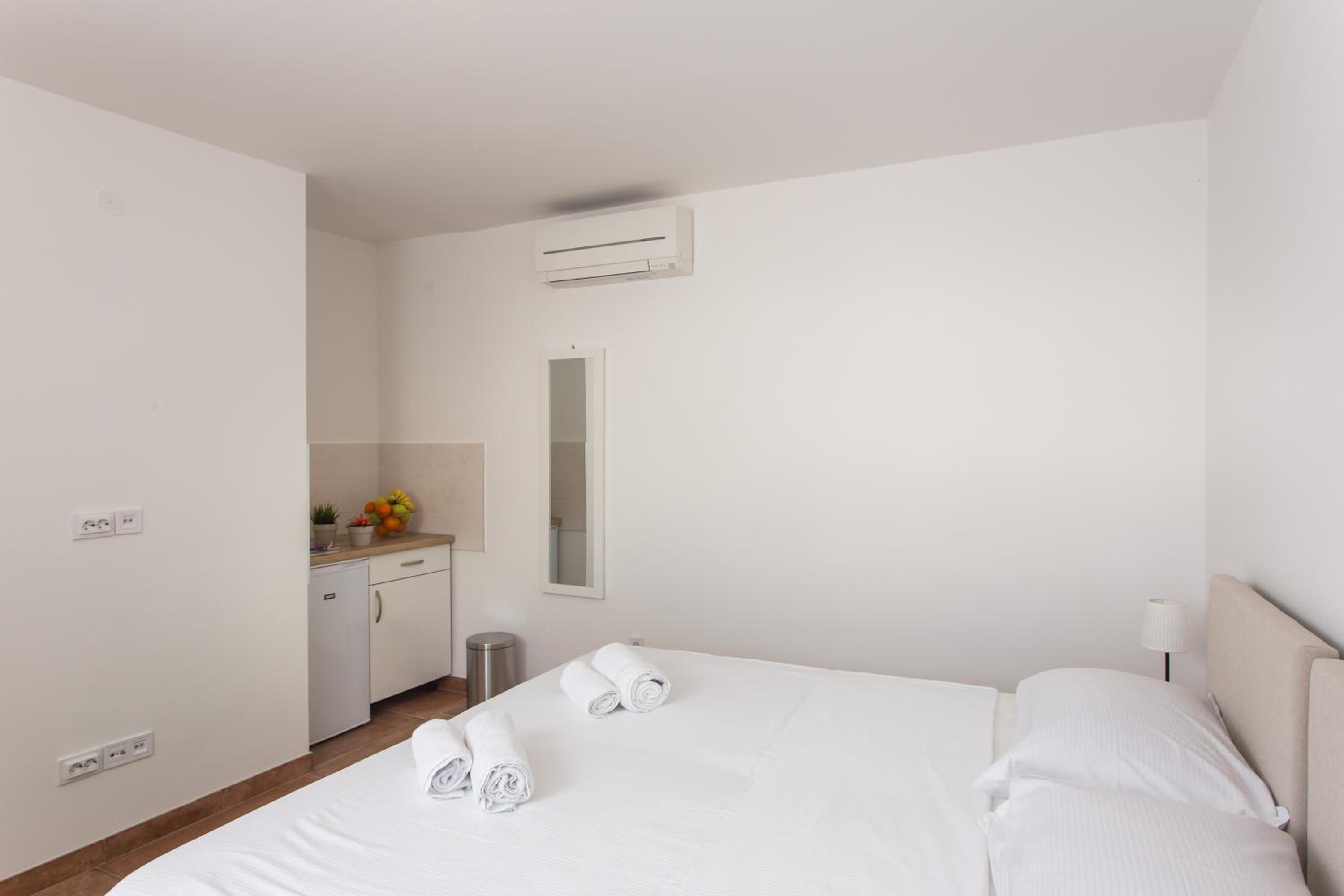 Deluxe Double or Twin Room photo 3