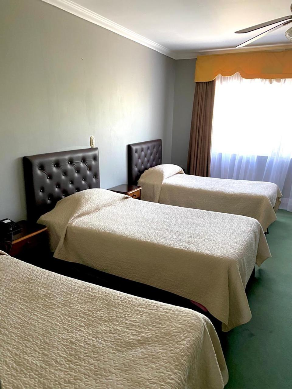 Standard Triple Room photo 2