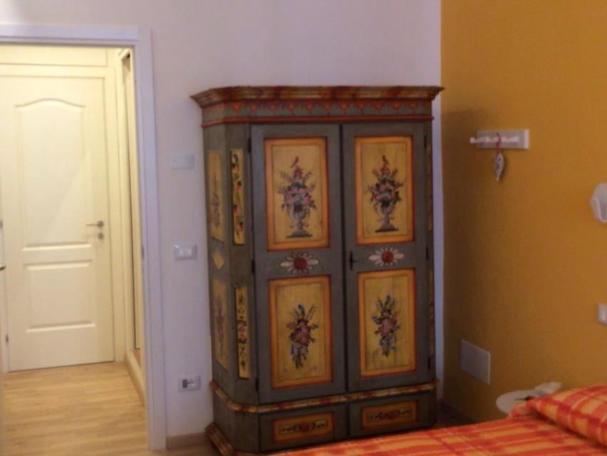 Double Room with Private Bathroom - Photo 6