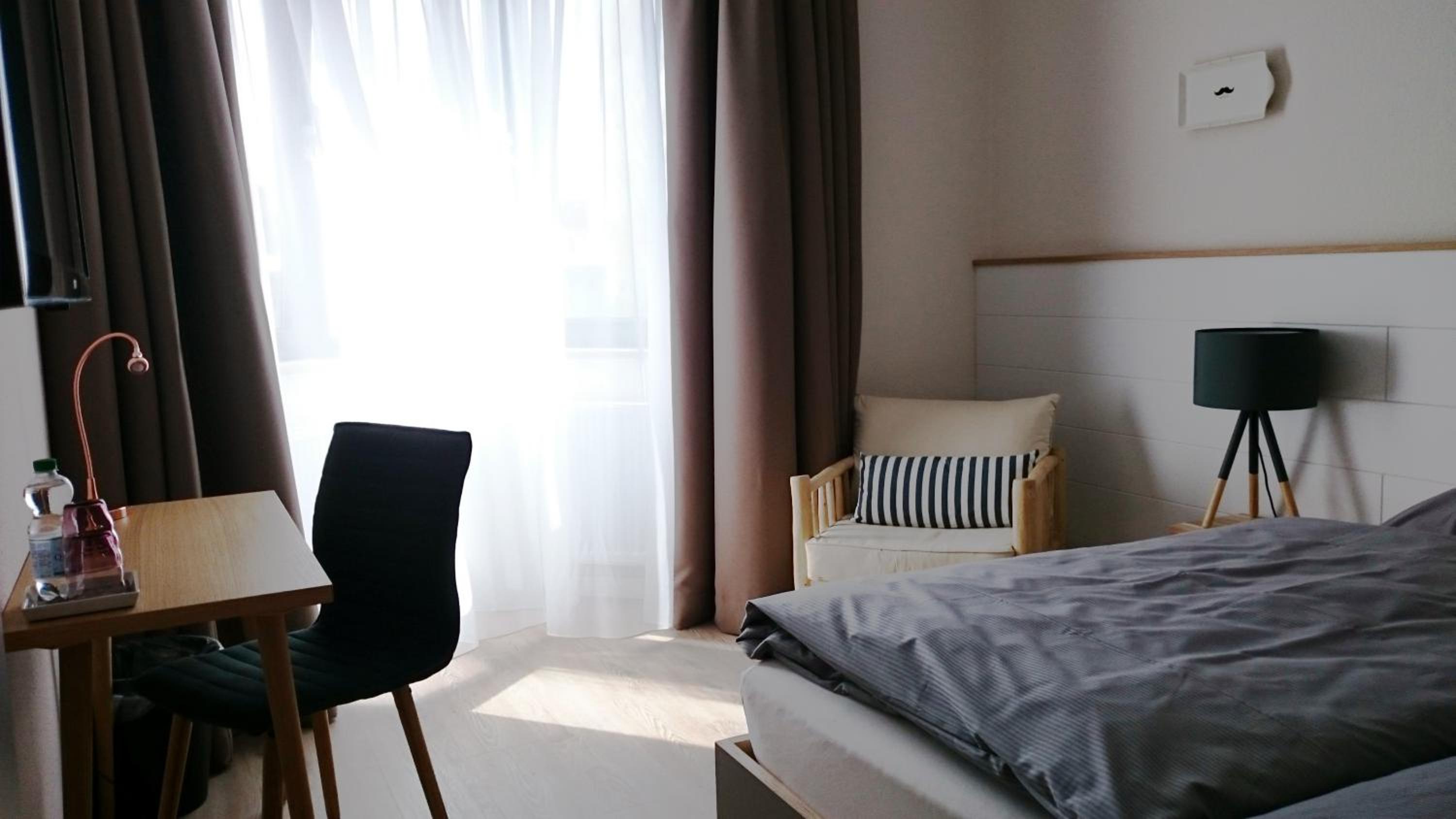 Double Room - Photo 2