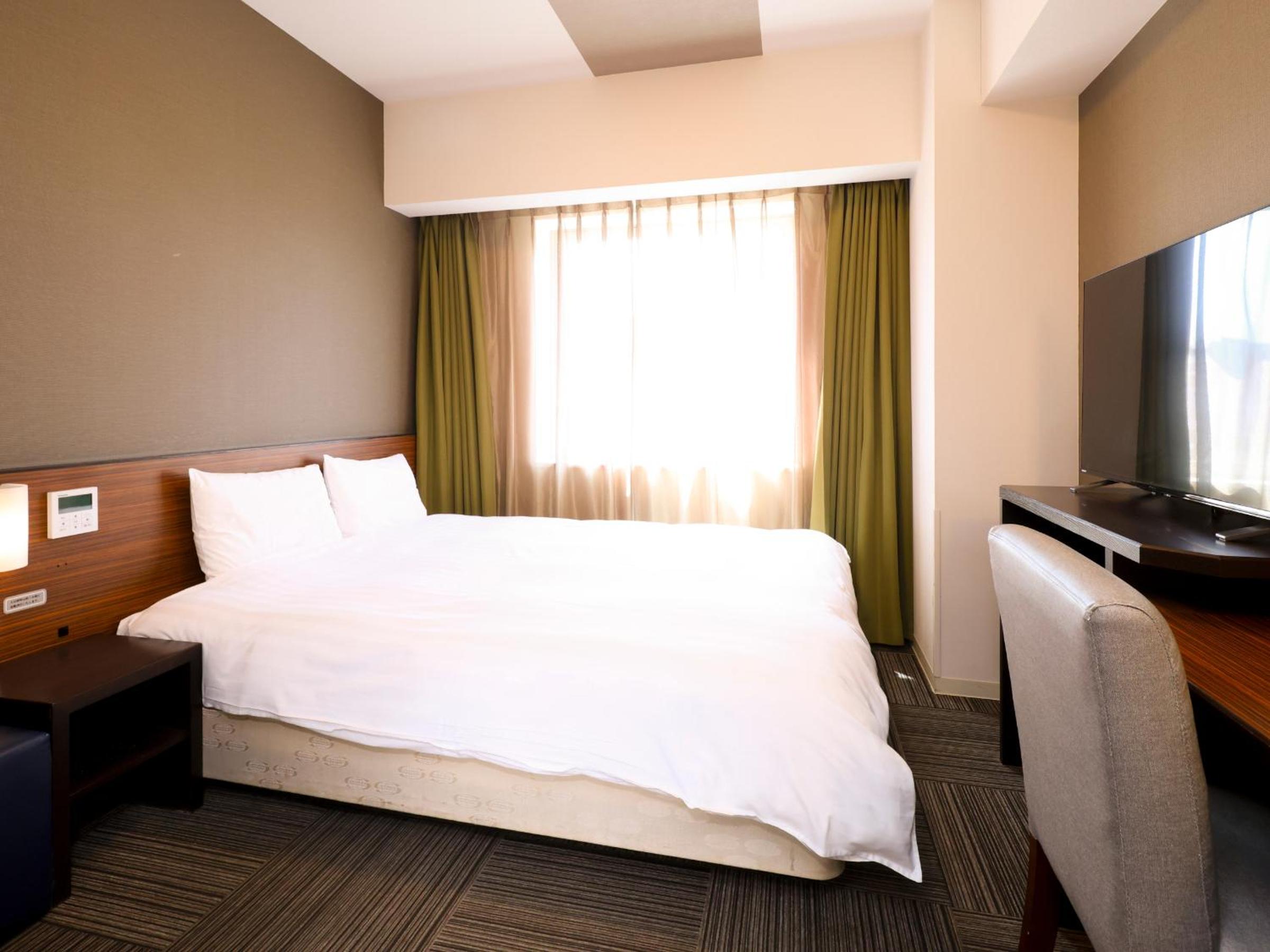 (No Daily Cleaning) Superior Queen Room - Non-Smoking - Eco Plan