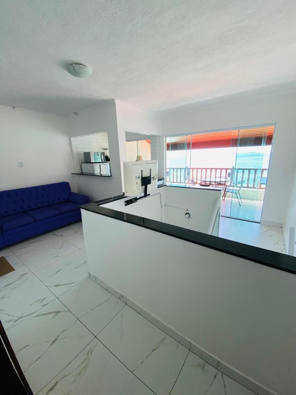 Deluxe One-Bedroom Apartment with Ocean View photo 3