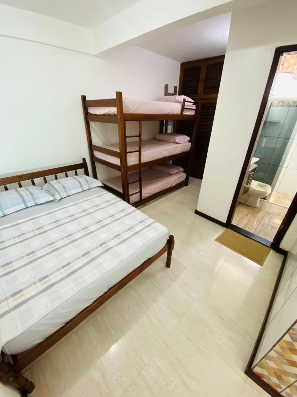 Deluxe One-Bedroom Apartment with Ocean View photo 2