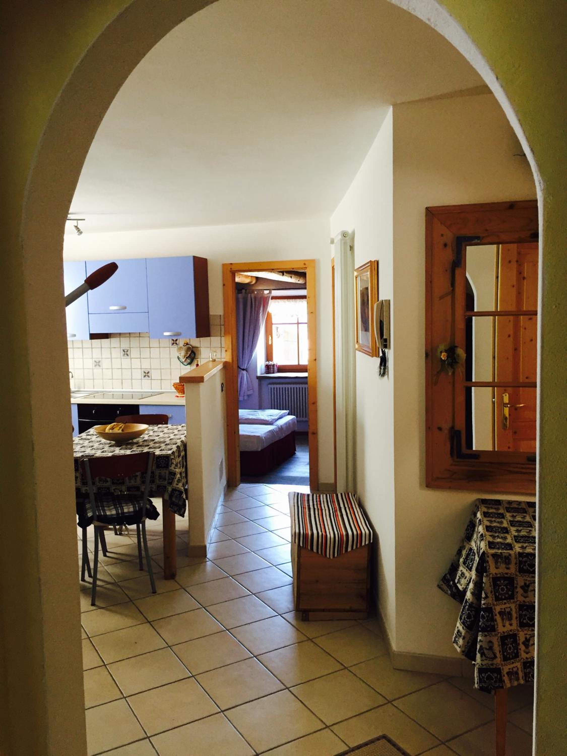 Apartment photo 2