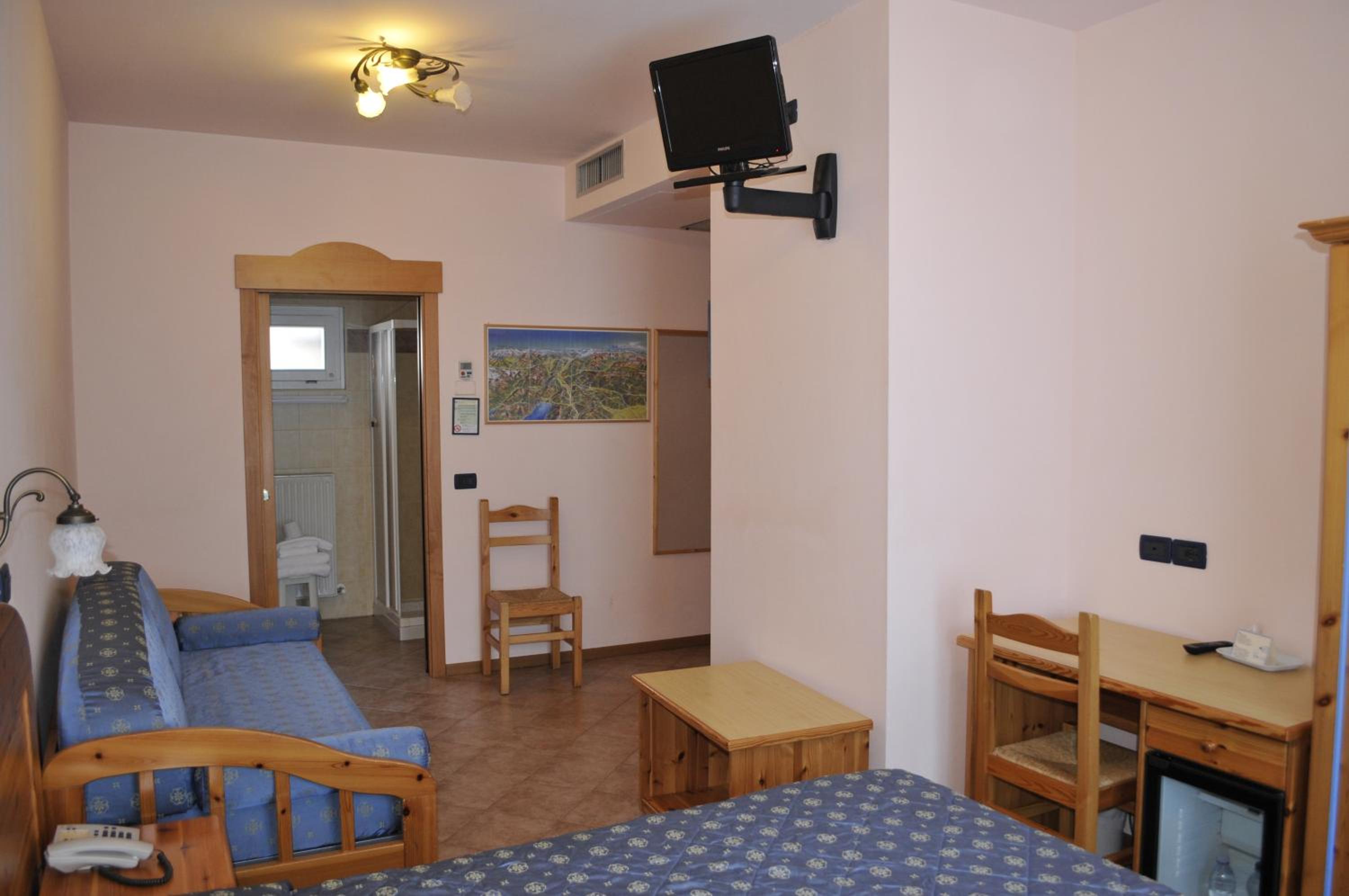 Superior Double or Twin Room - Photo 4