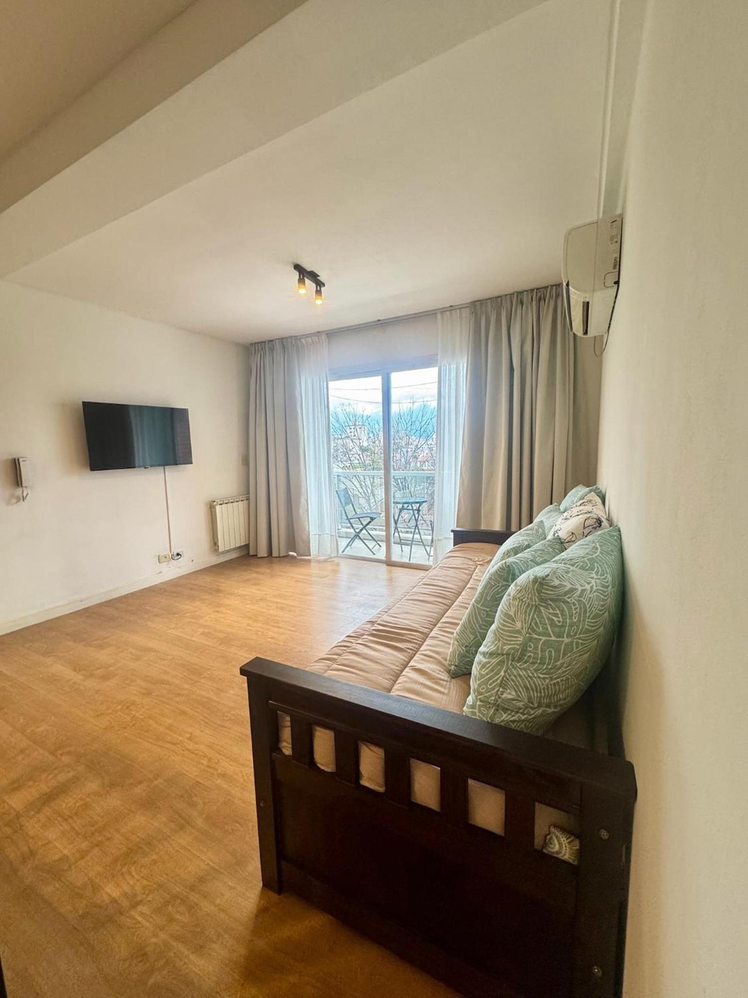 Two-Bedroom Apartment with Balcony photo 3