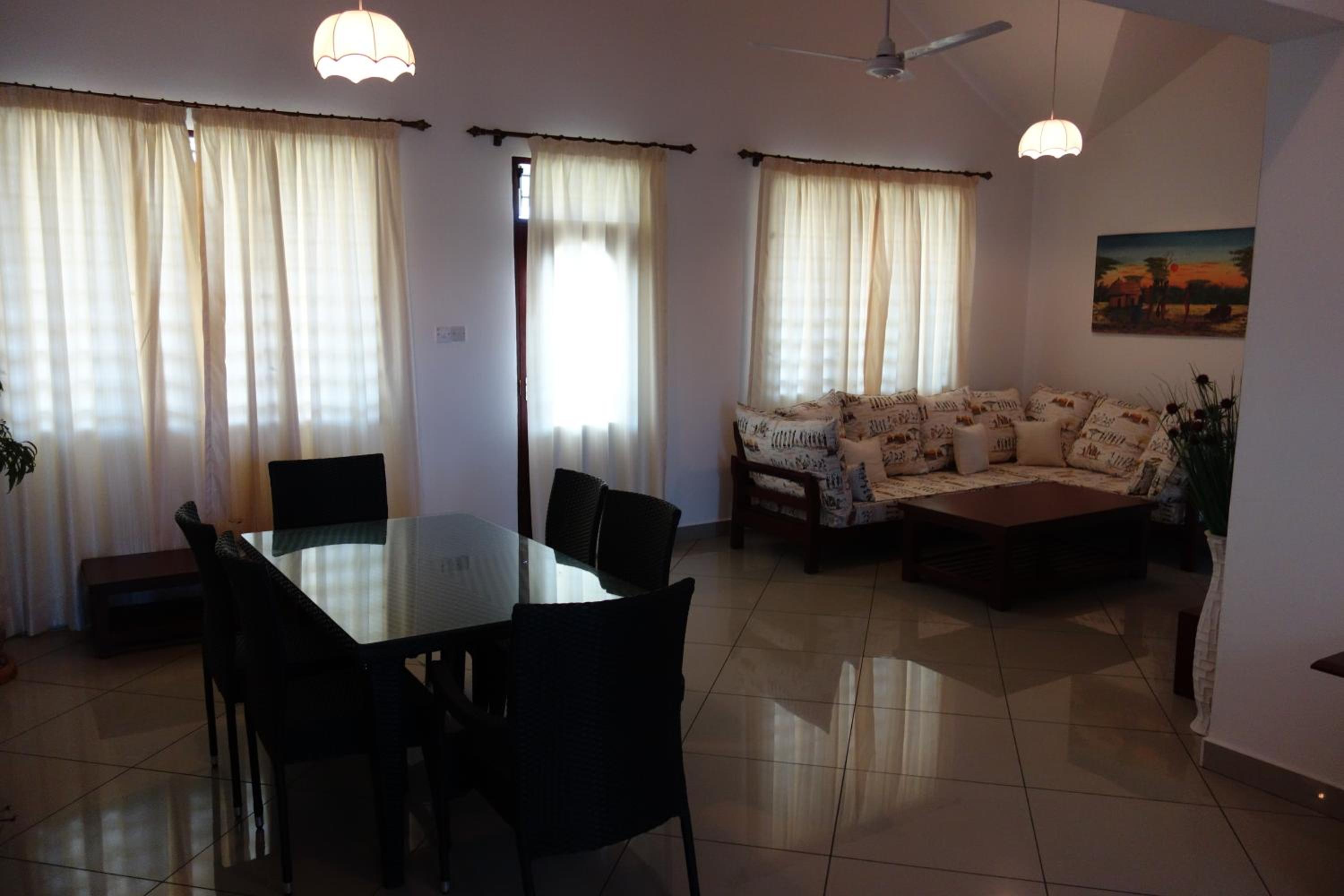 Apartment with Pool View  - Photo 8