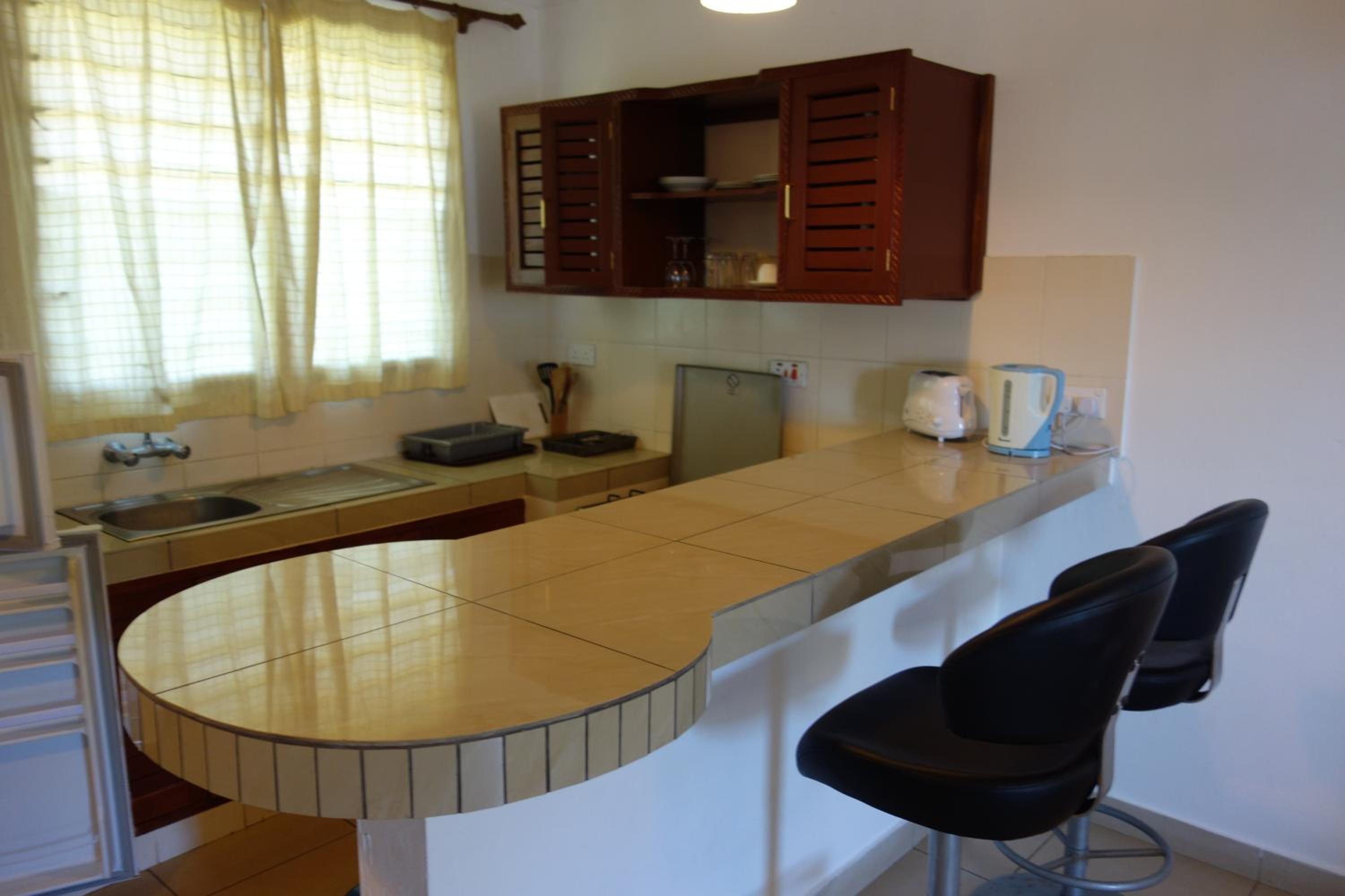 Apartment with Pool View  - Photo 6