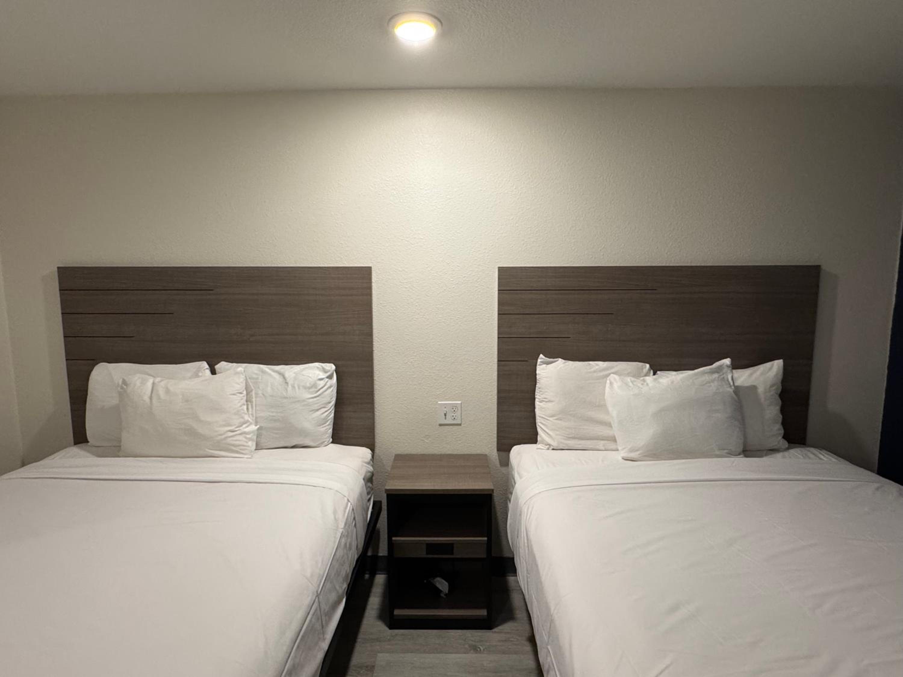 2 Queen Beds, Mobility/Hearing Access Efficiency Suite, Roll-In Shower, NSMK photo 1