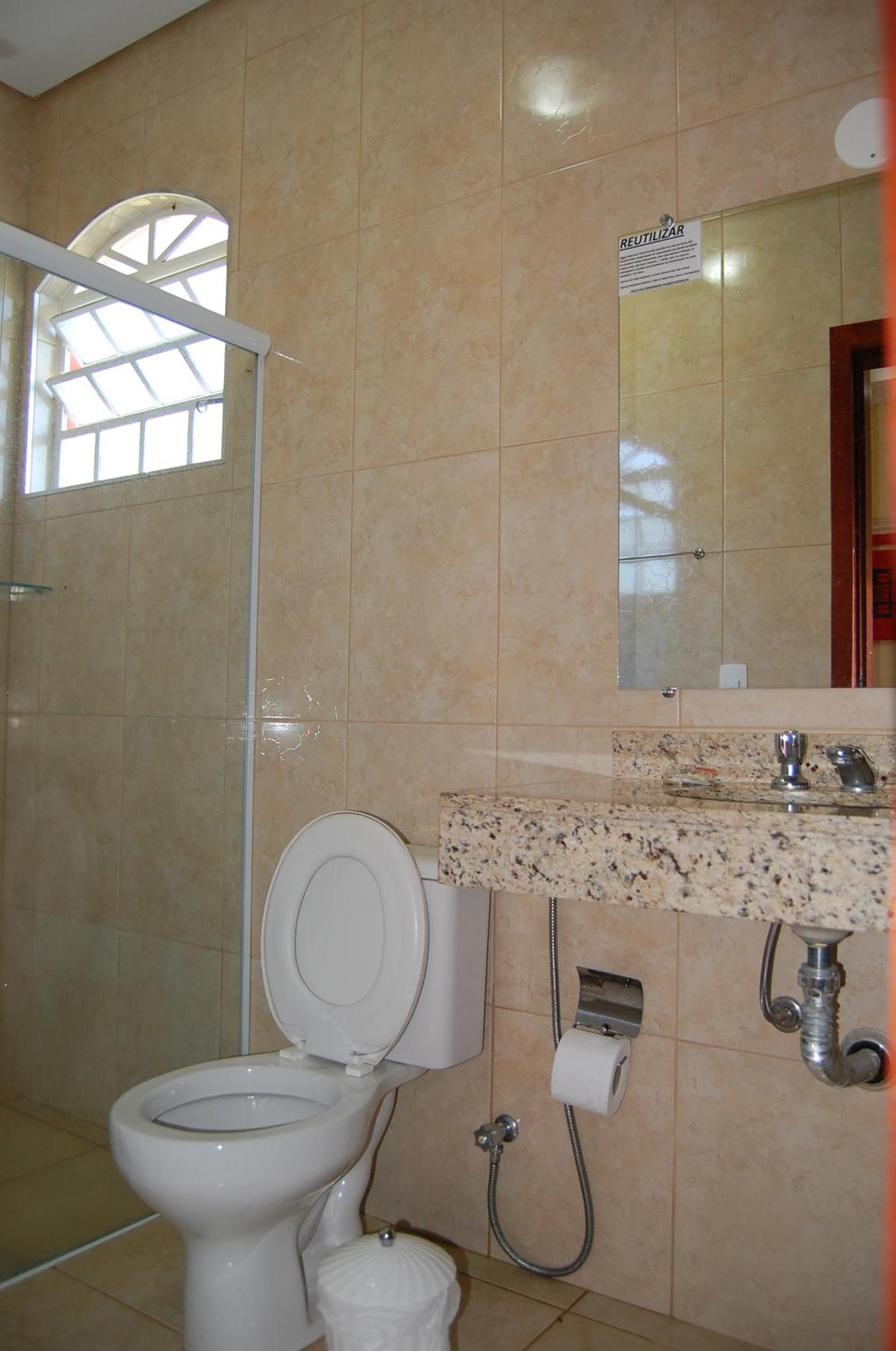 Standard Triple Room - Photo 4