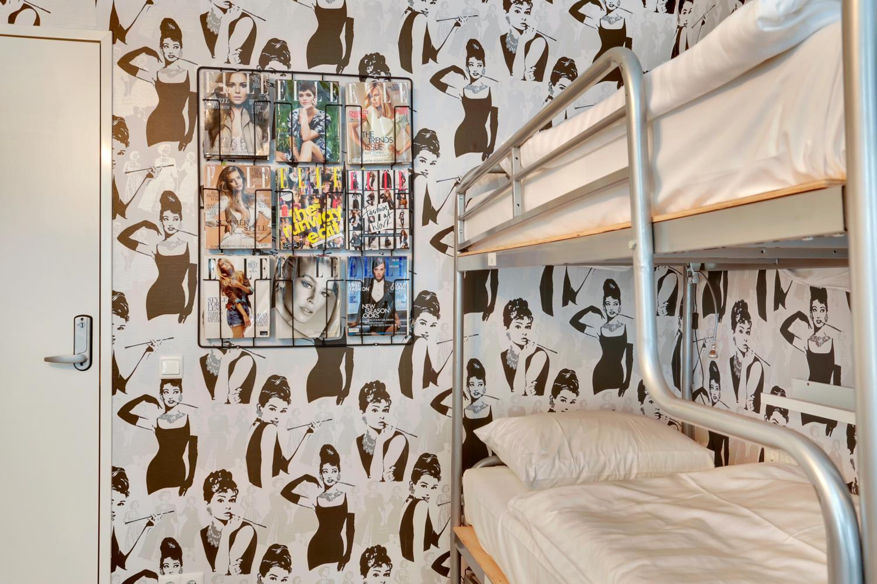 Single Bed in Female Dormitory Room photo 3