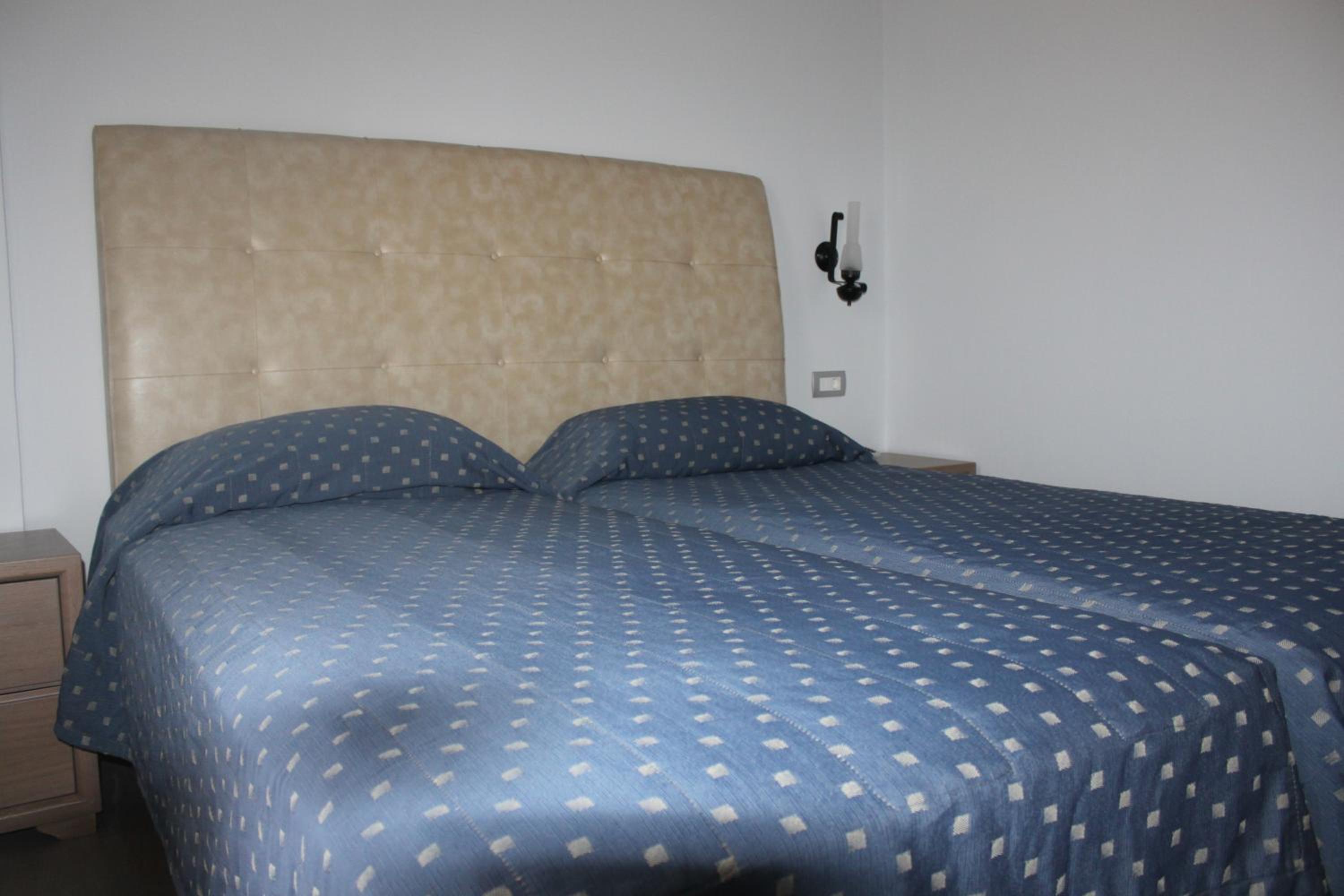 Apartment - Photo 3