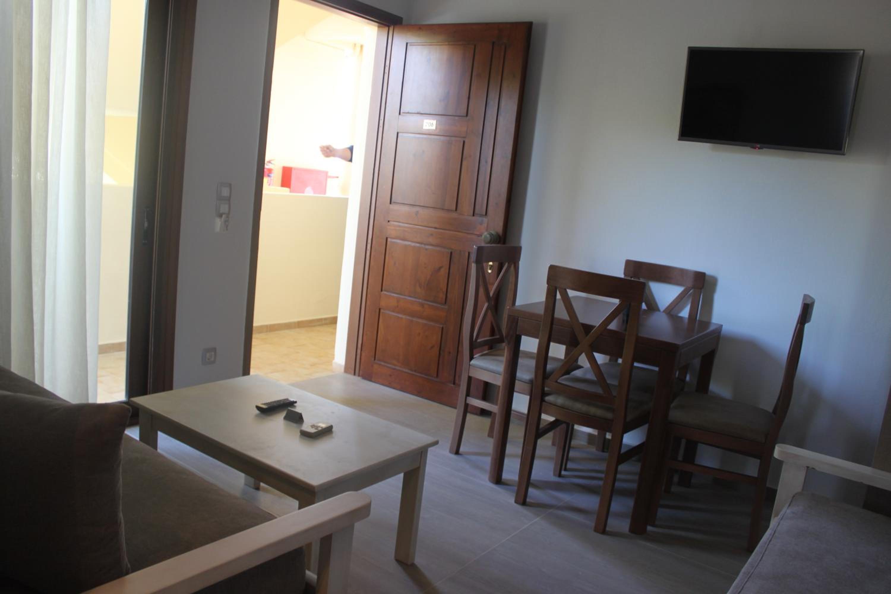 Apartment - Photo 146