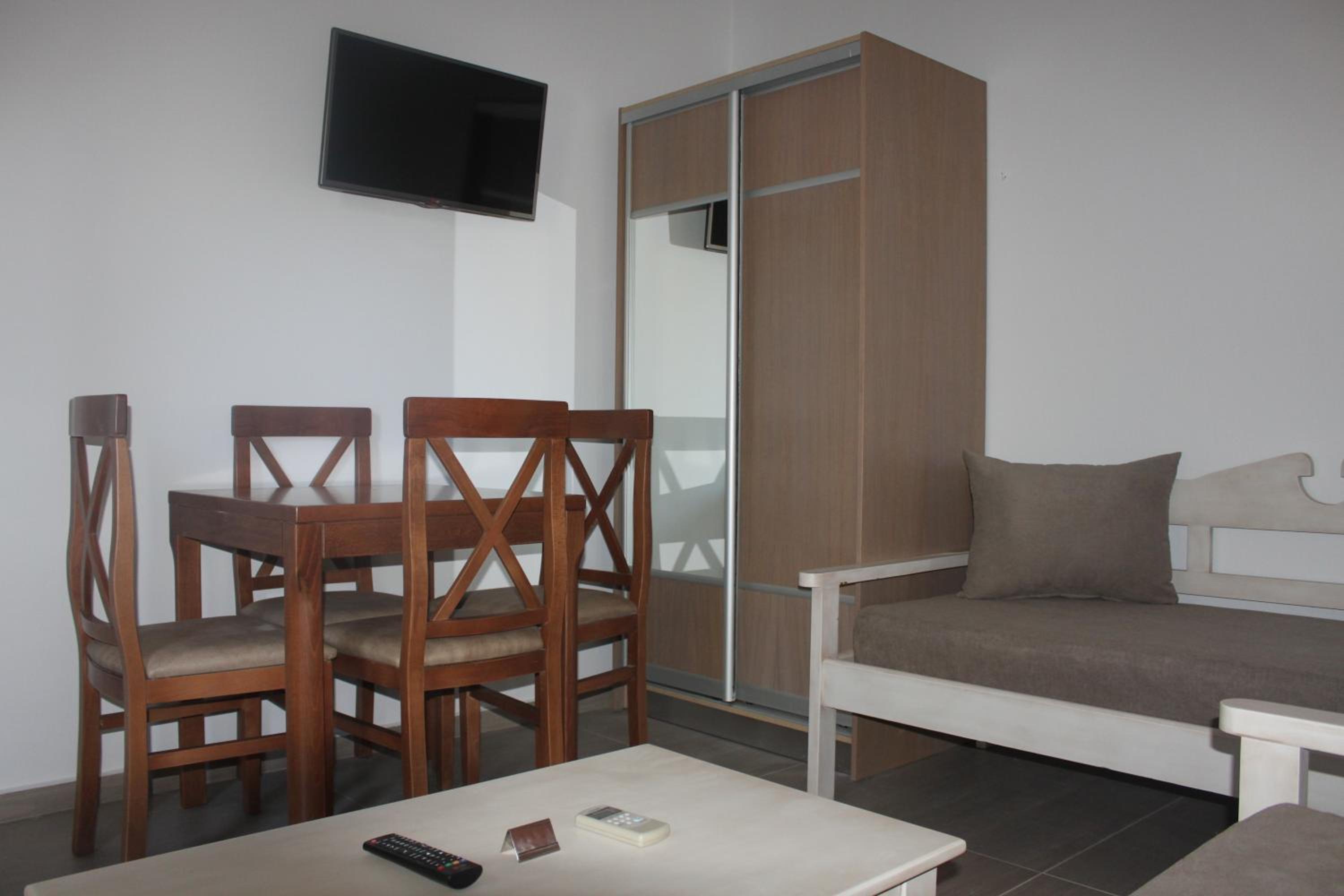 Apartment - Photo 9