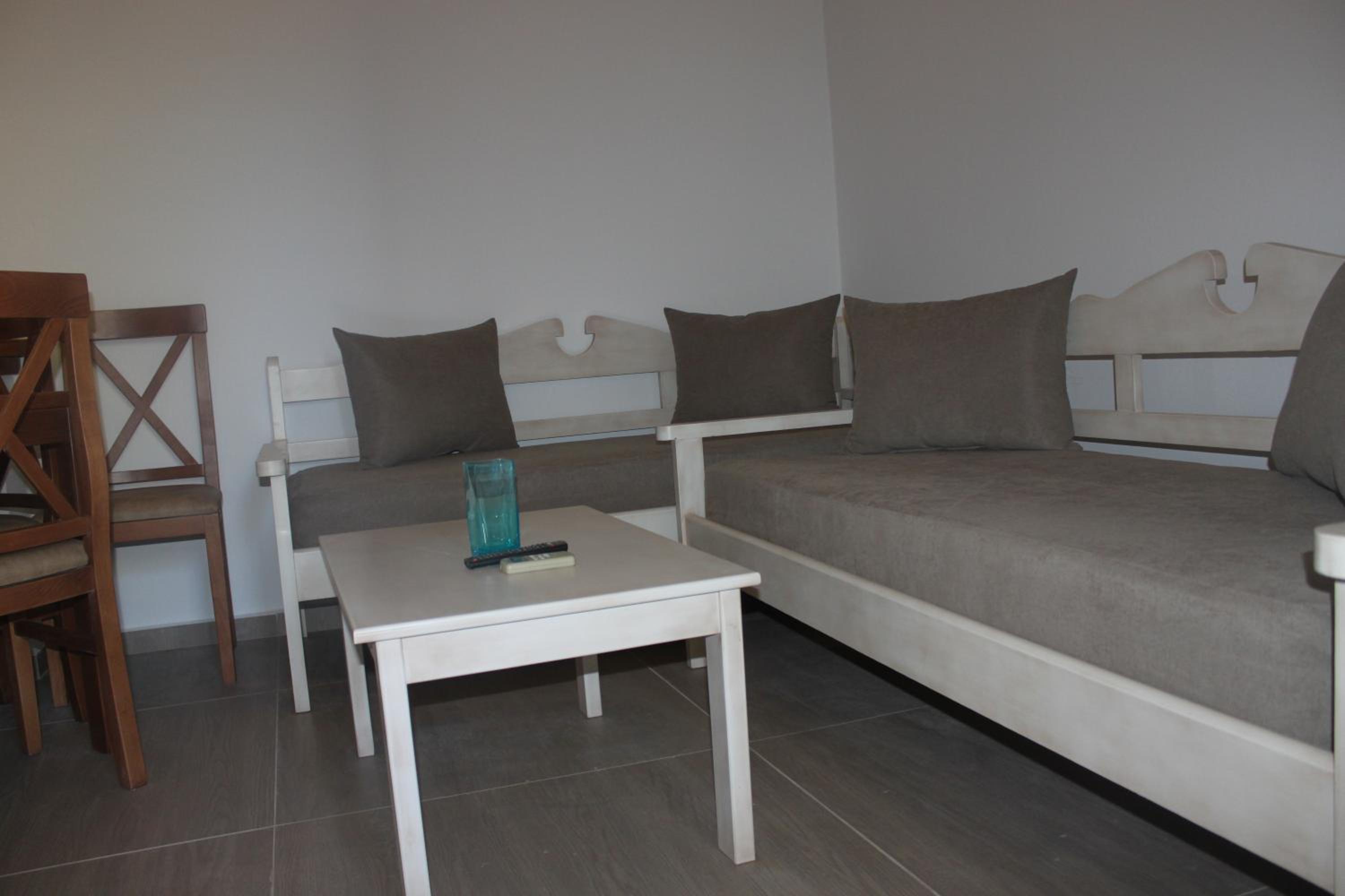 Apartment - Photo 52