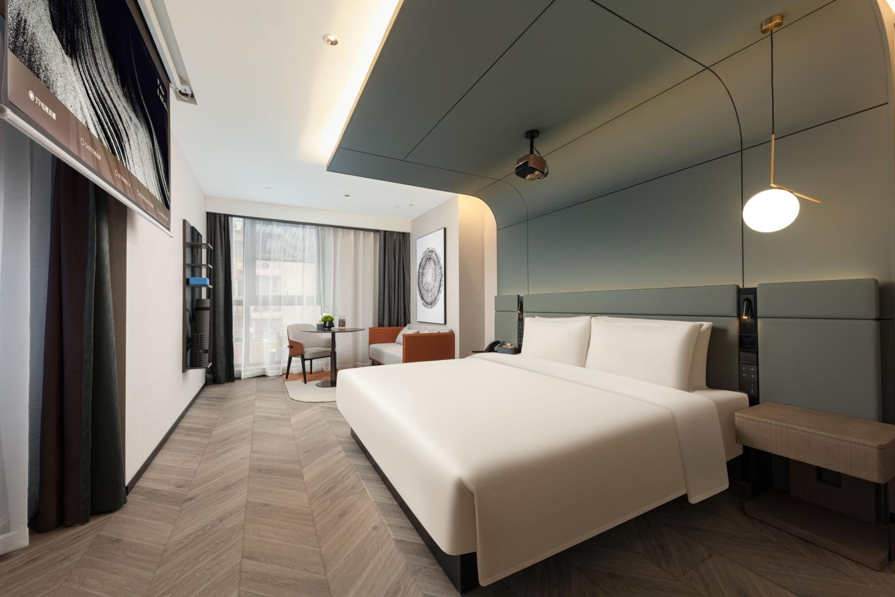 Deluxe Double Room with Garden View