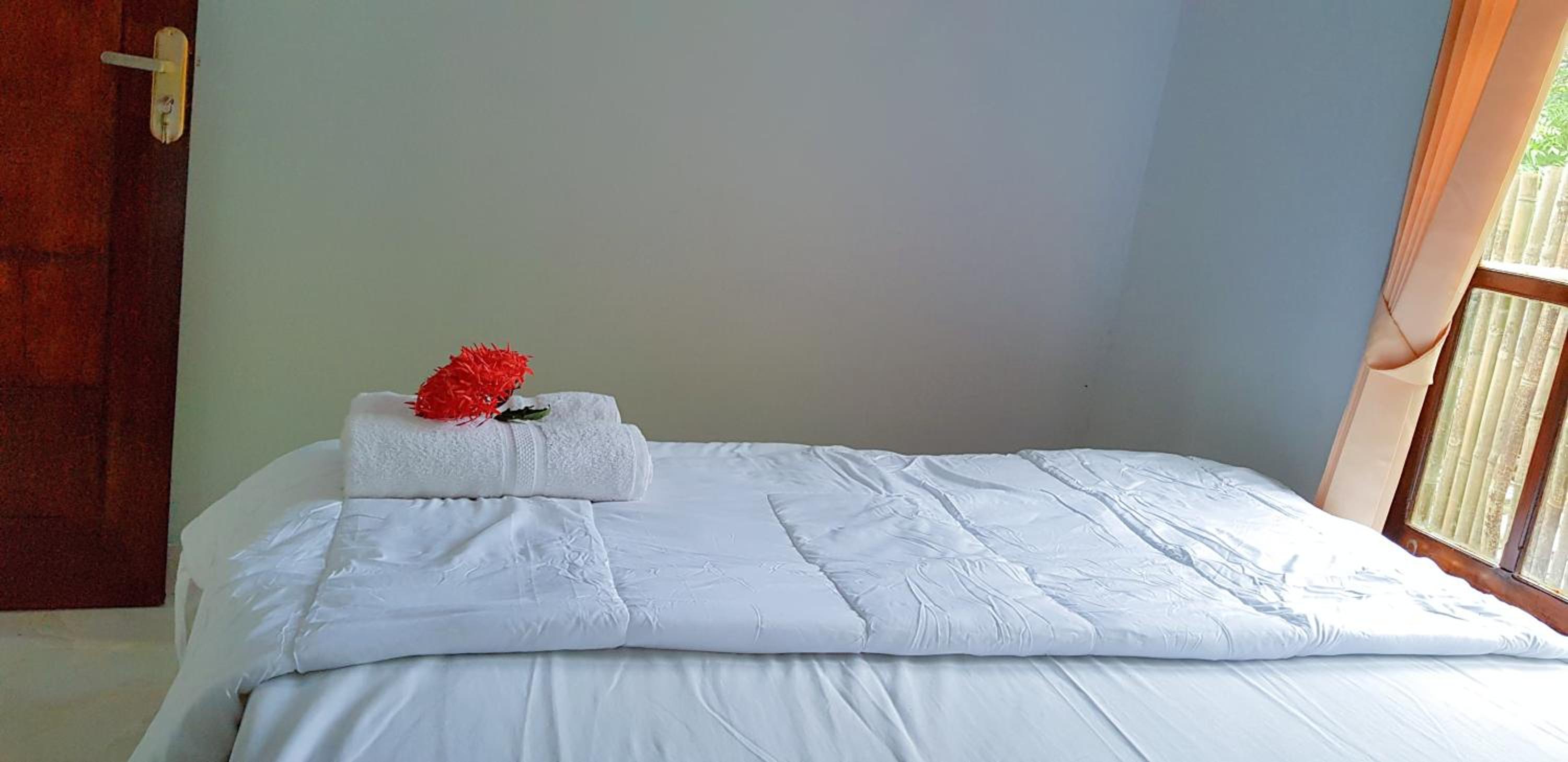 Double Room with Shared Bathroom photo 1