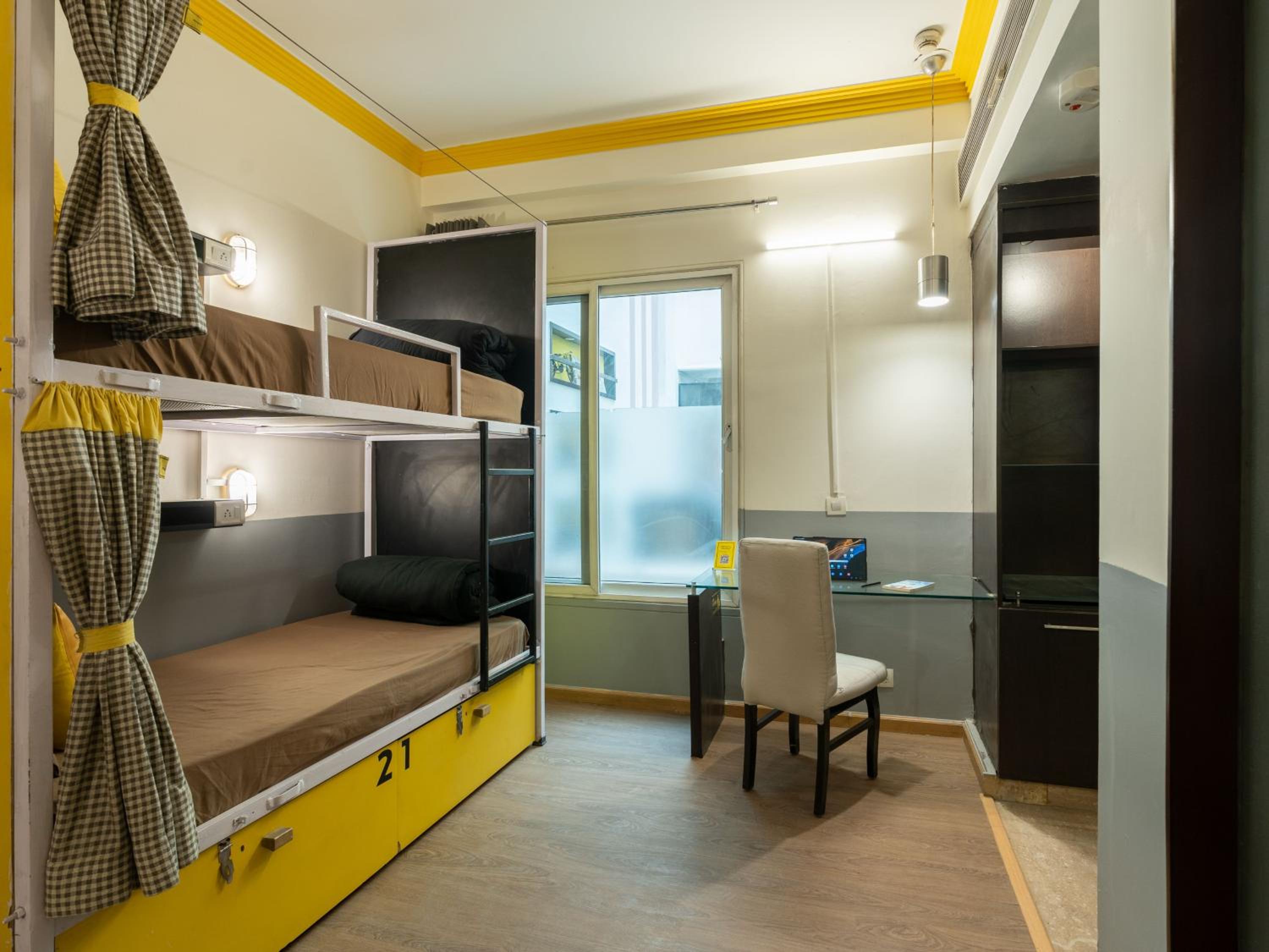 Bed in 4-Bed Mixed Dormitory Room photo 3
