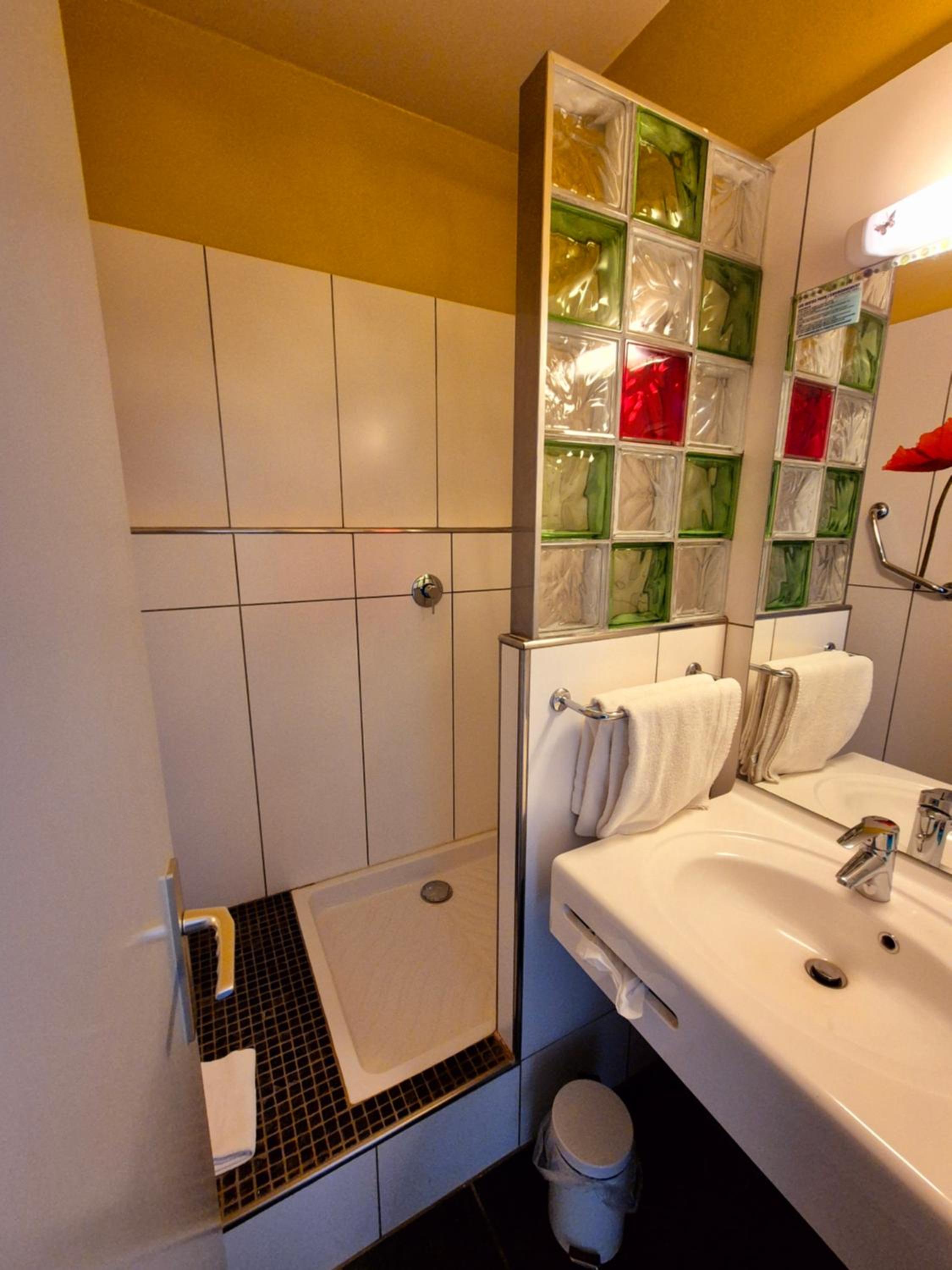 Standard Double Room - Photo 1