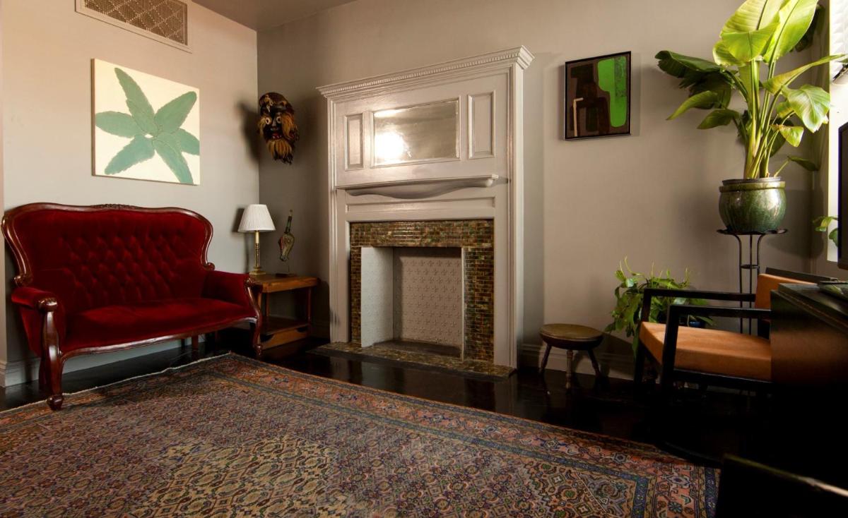 Studio Suite # 3  photo 3