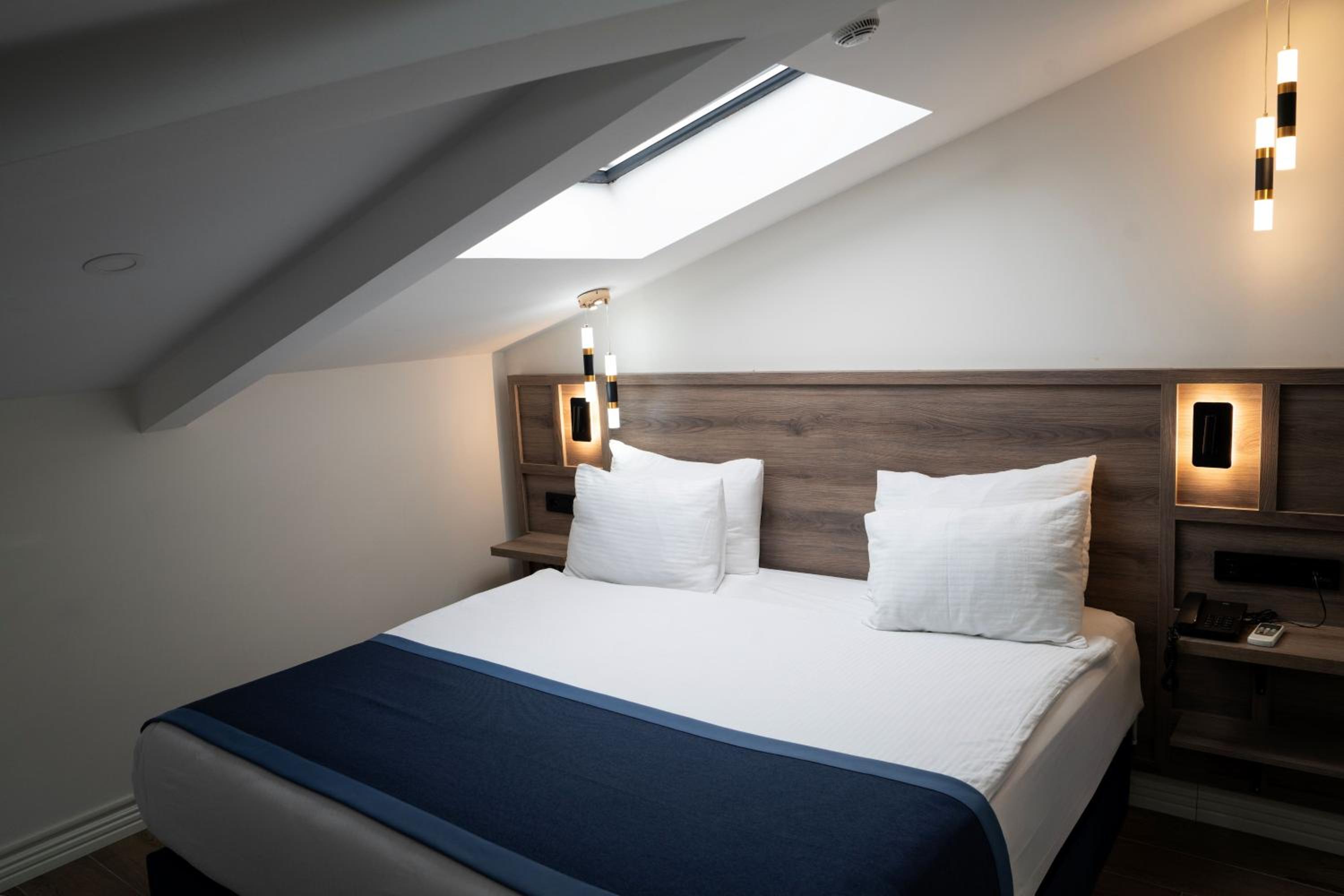 King Suite with Sea View photo 1