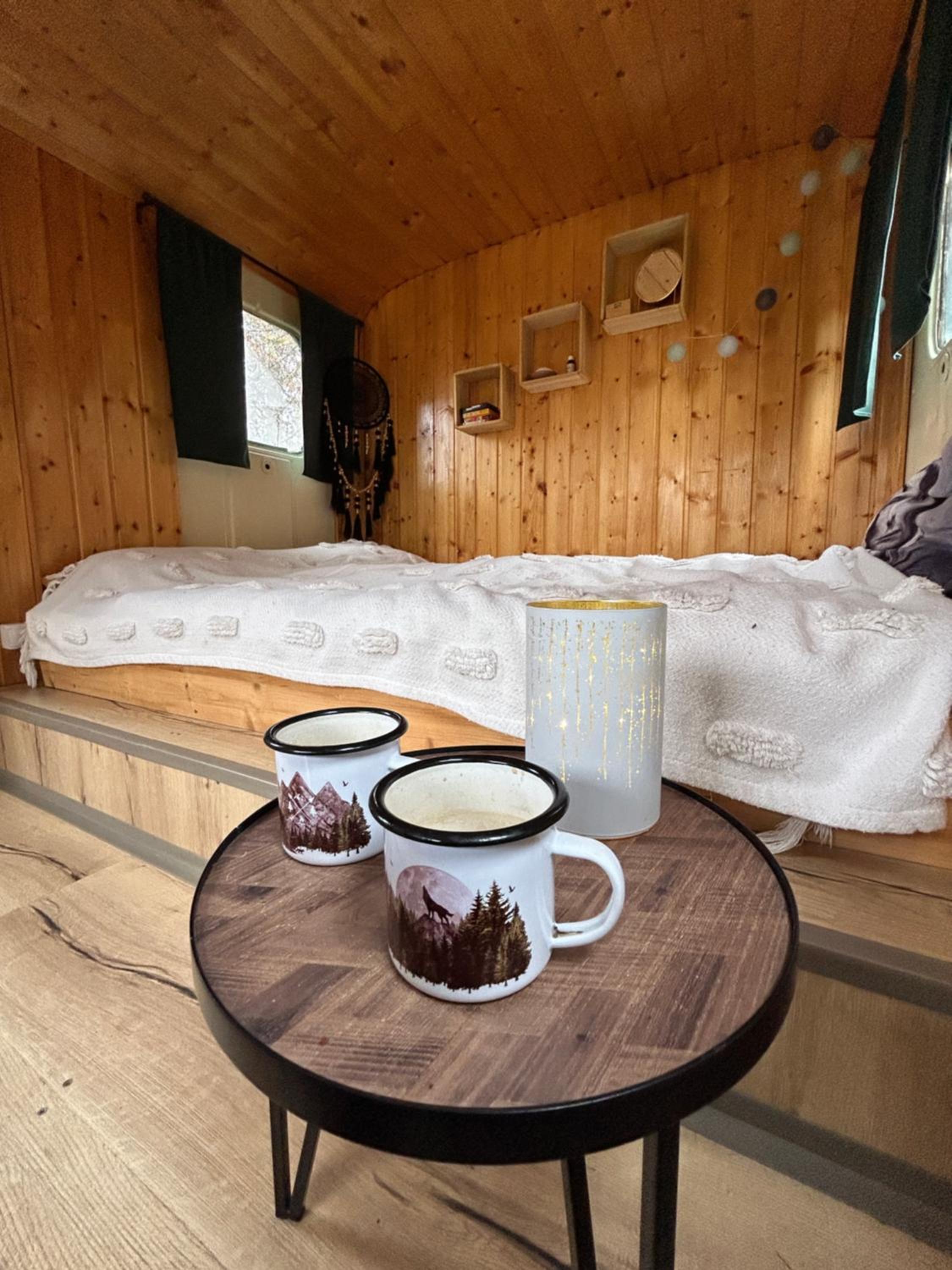 Caravan photo 1