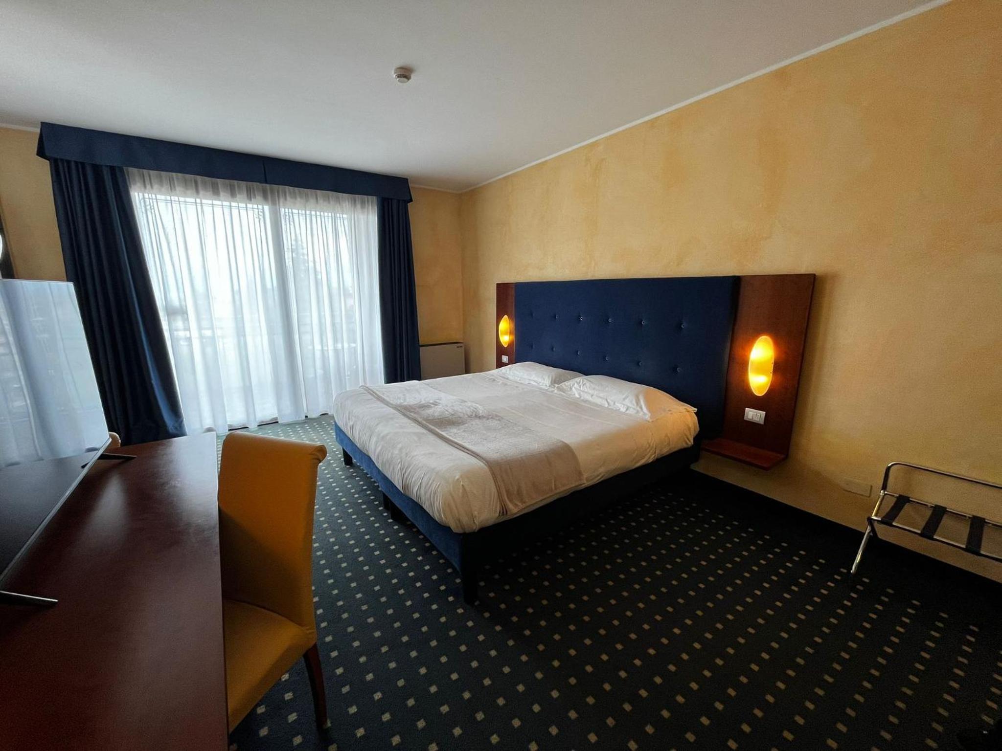 Deluxe Double Room with Balcony