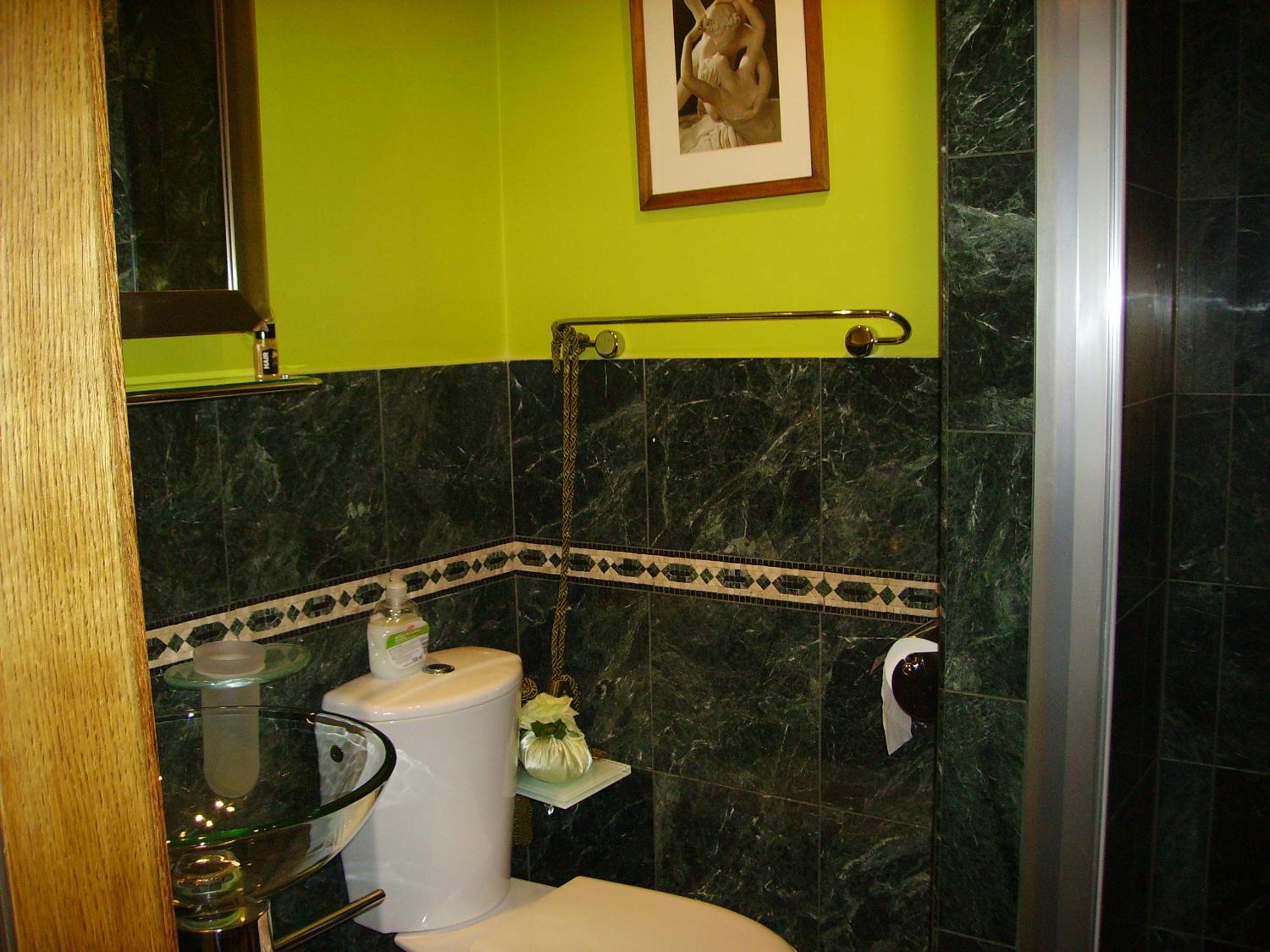 Apartment photo 2