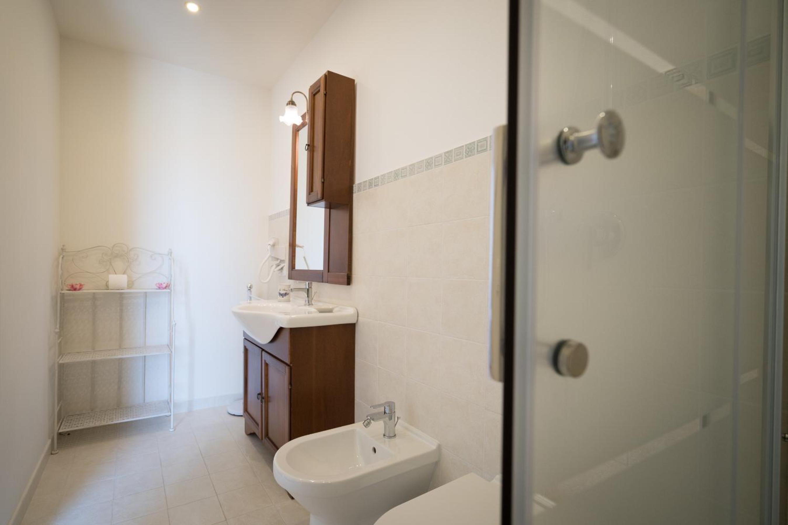 Deluxe Triple Room photo 2