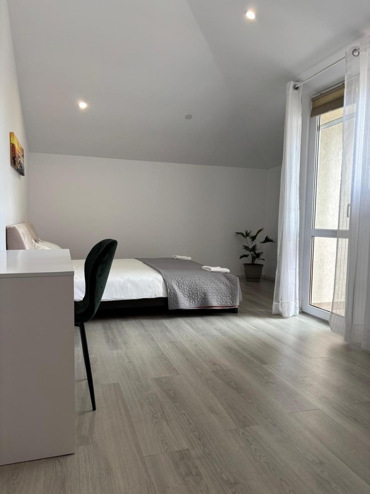 Double Room with Lake View photo 2