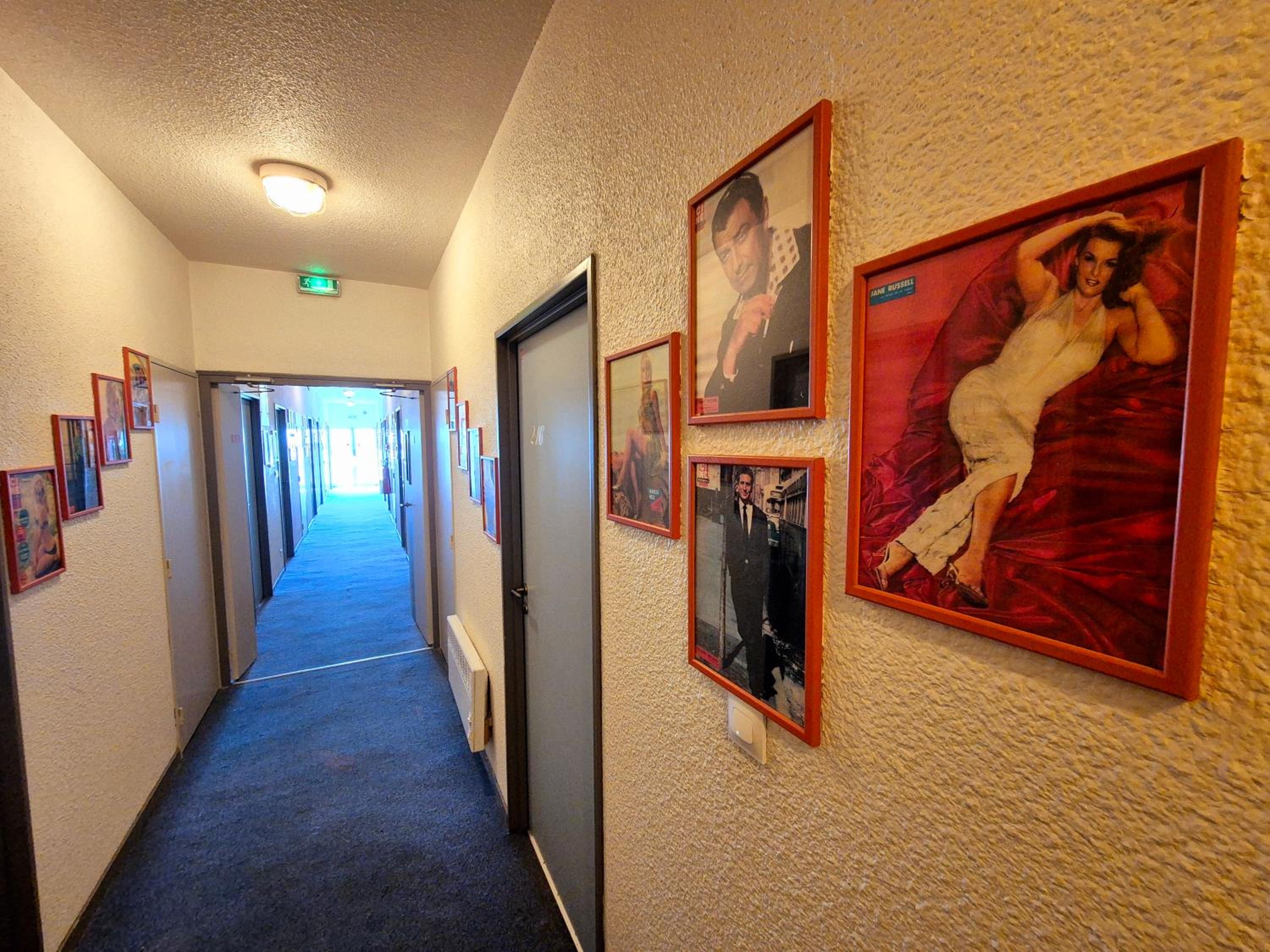 Standard Double Room - Photo 4