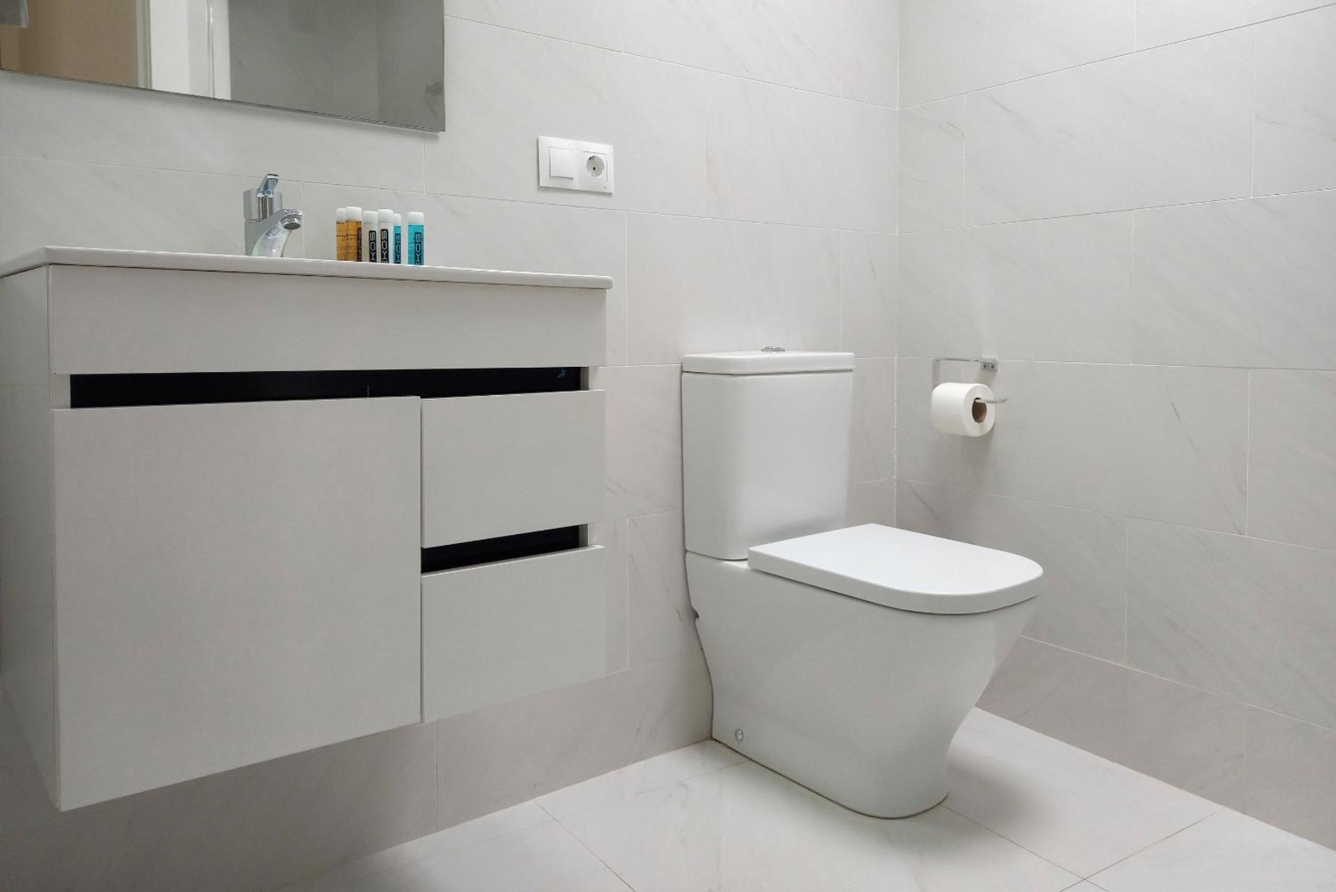 Two-Bedroom Deluxe Apartment with Ocean View photo 1