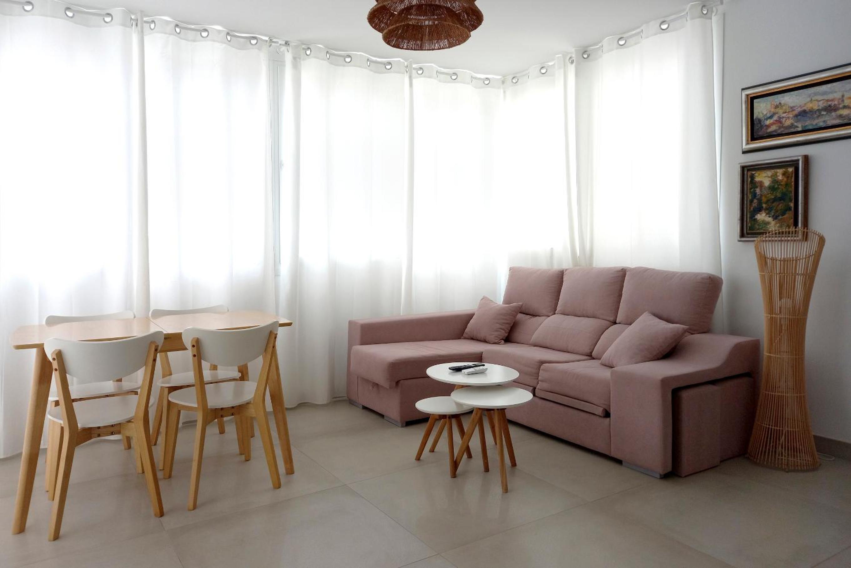 Two-Bedroom Deluxe Apartment with Ocean View photo 3