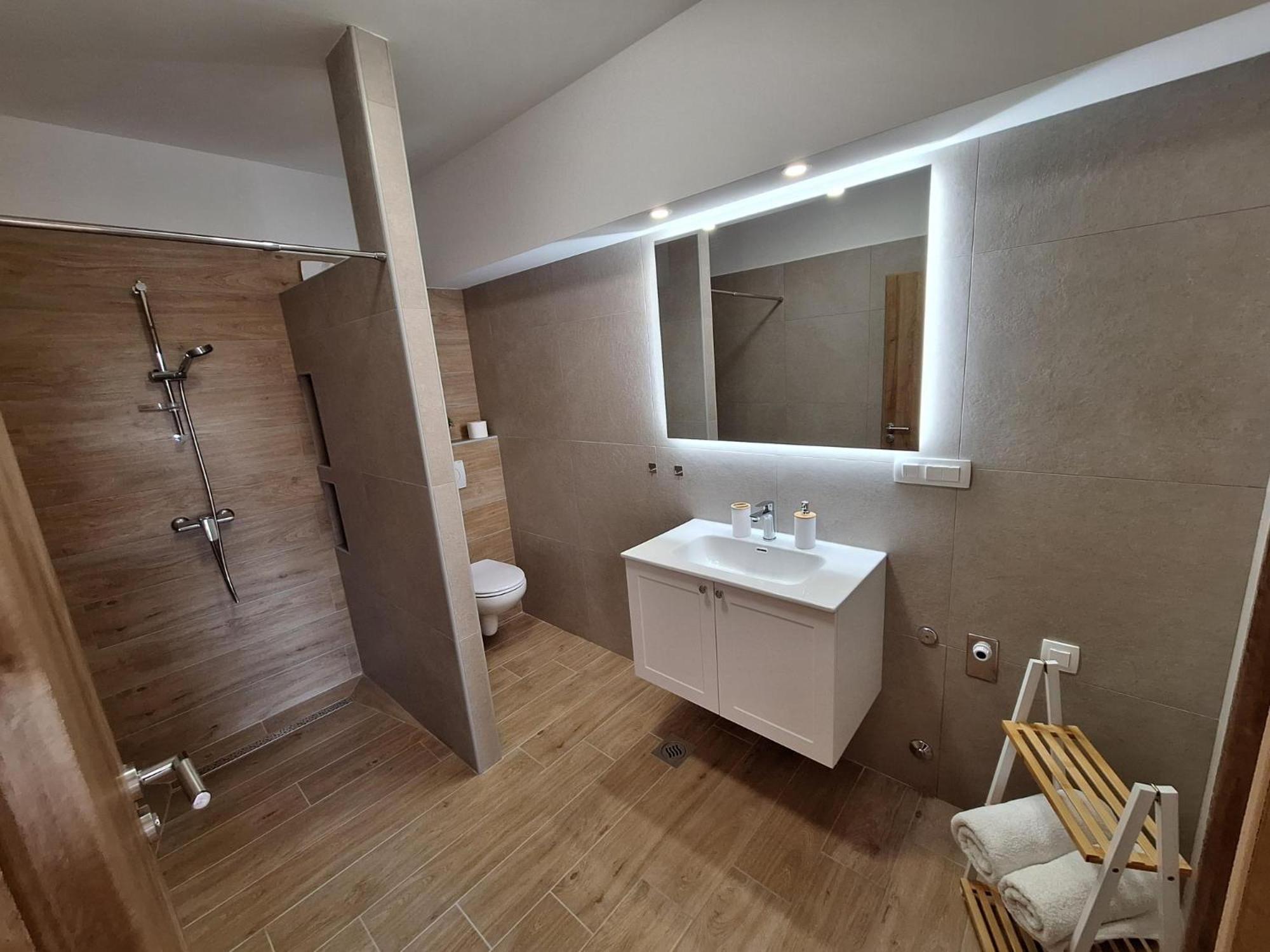 One-Bedroom Apartment with Terrace