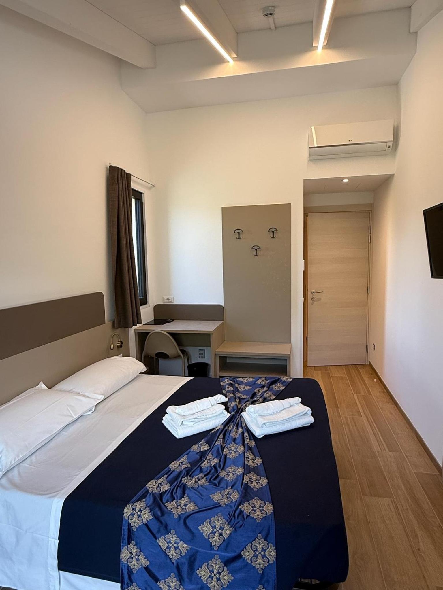 Superior Double Room photo 2