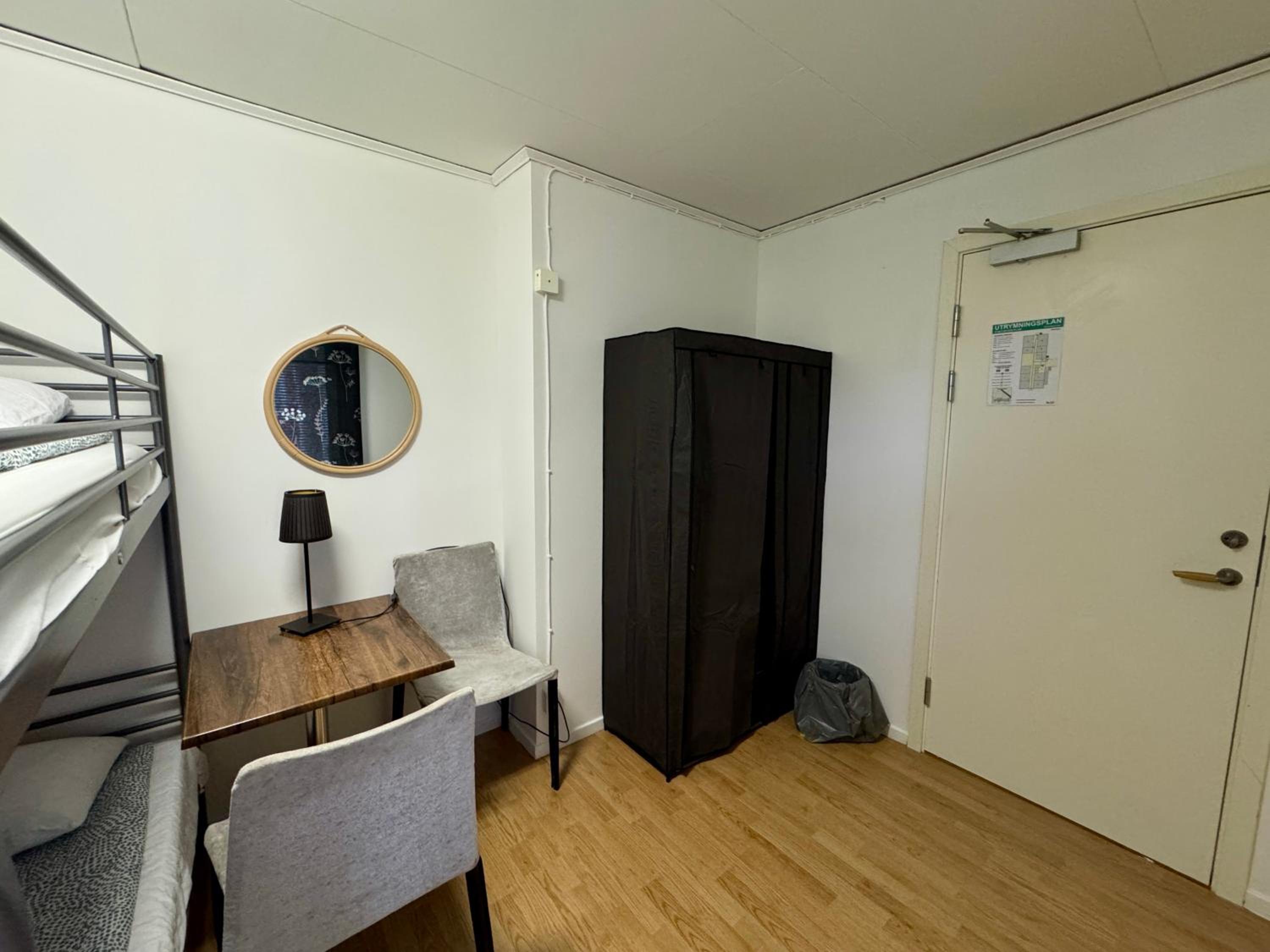 Large Double Room