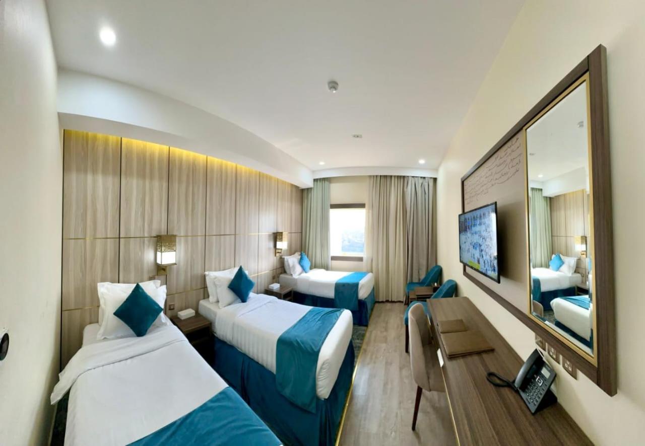 Standard Triple Room - Photo 3
