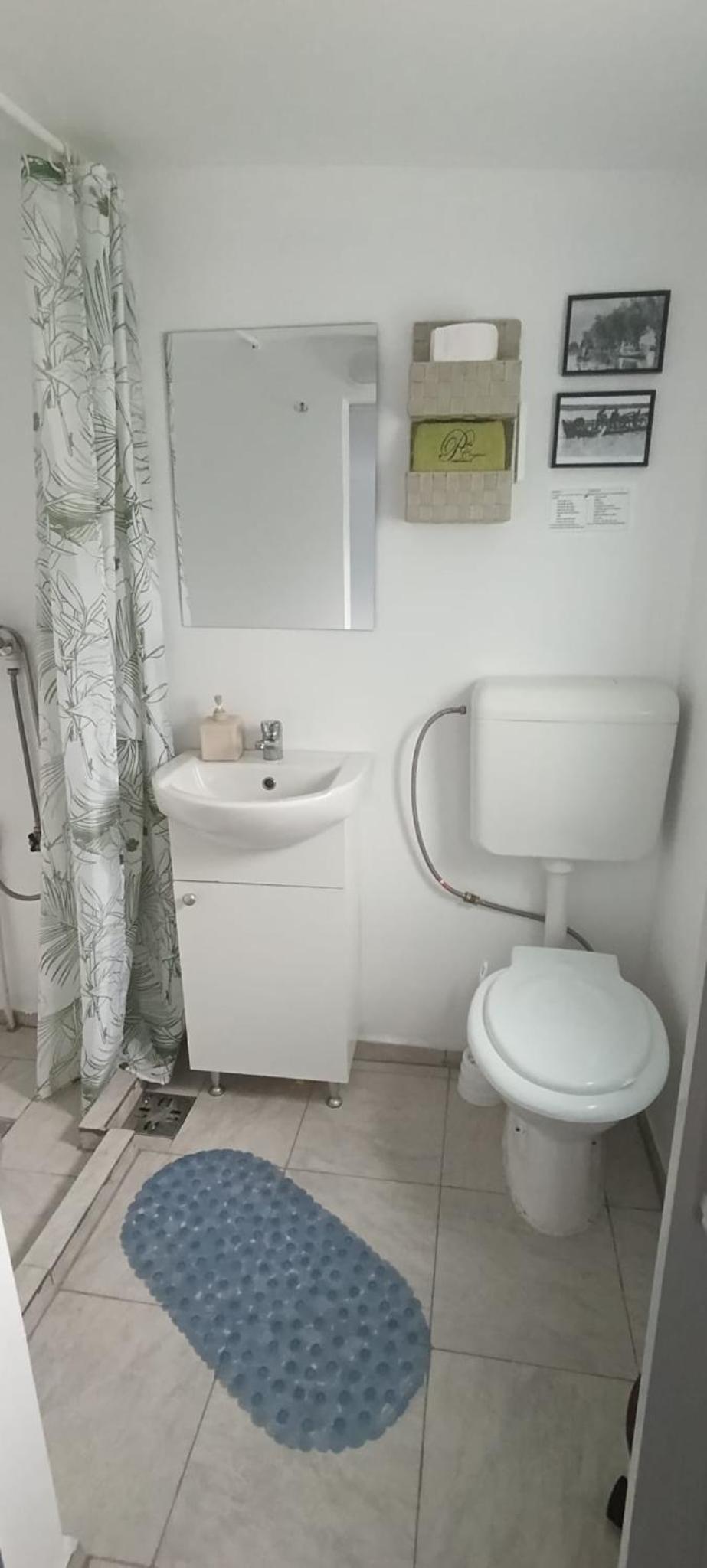 Deluxe Double Room (1 adult + 1 child) photo 3